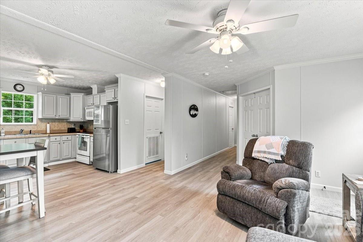 220 Powderhorn Drive — Waynesville