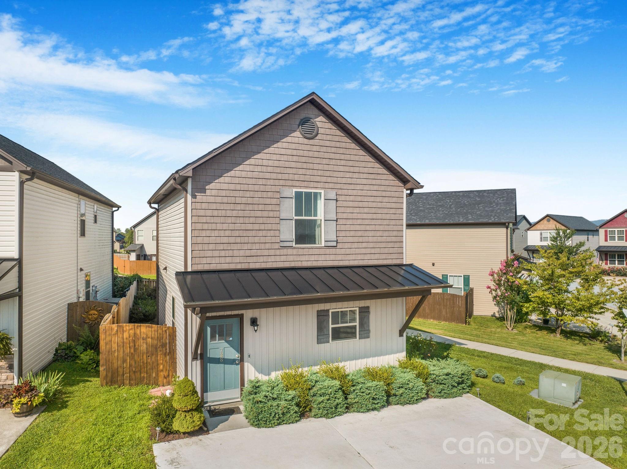 738 Cardwell Lane — Fletcher