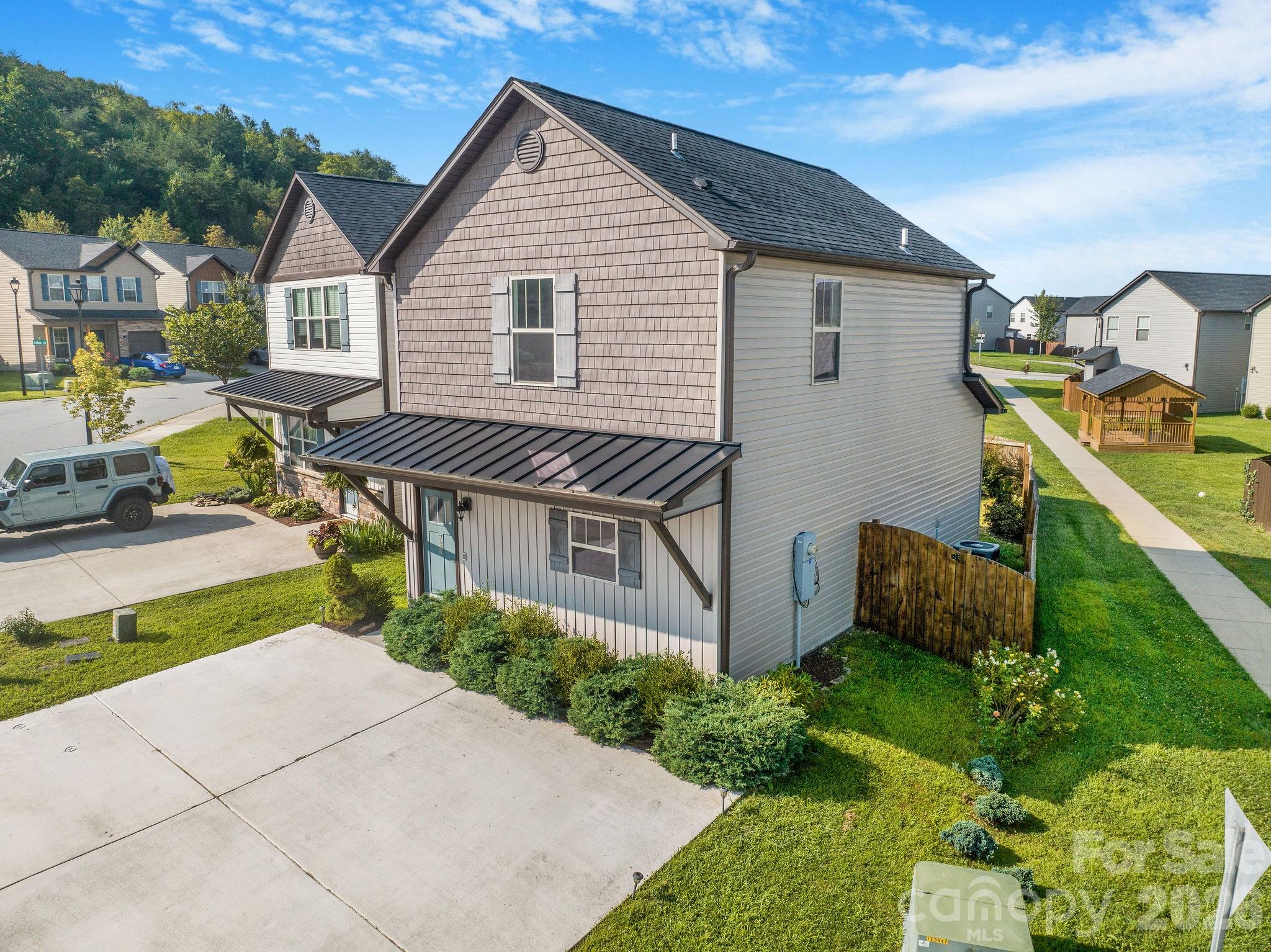 738 Cardwell Lane — Fletcher