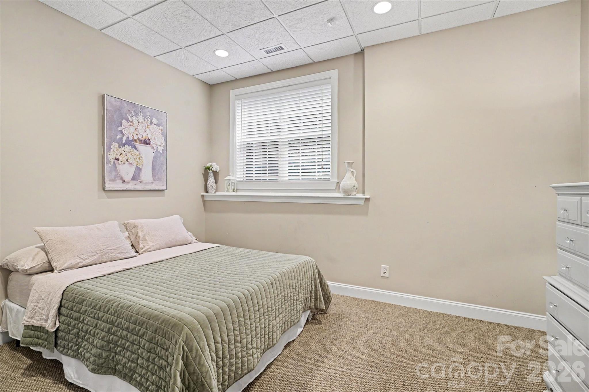 904 Carisbrooke Lane — Waxhaw