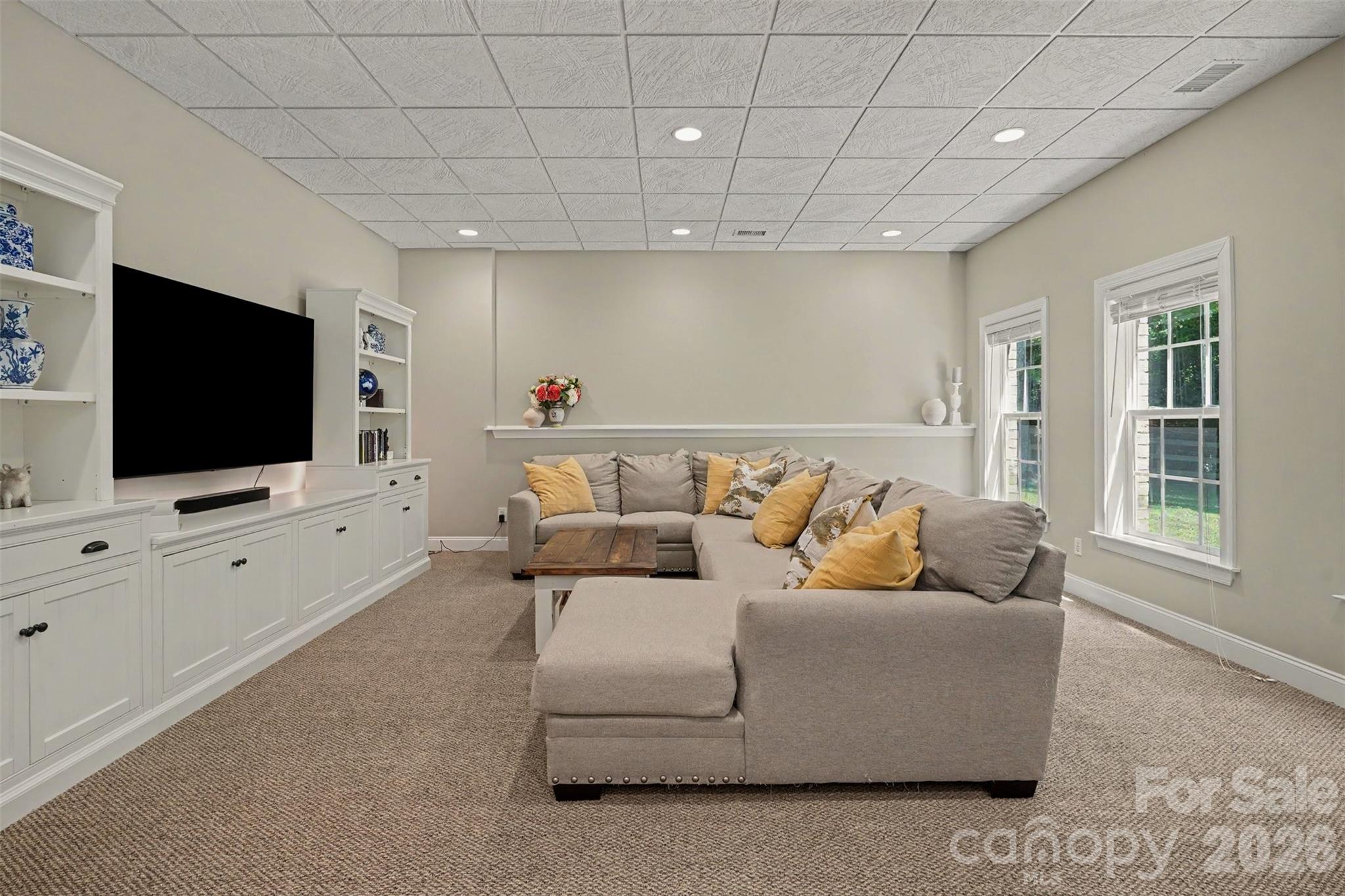 904 Carisbrooke Lane — Waxhaw