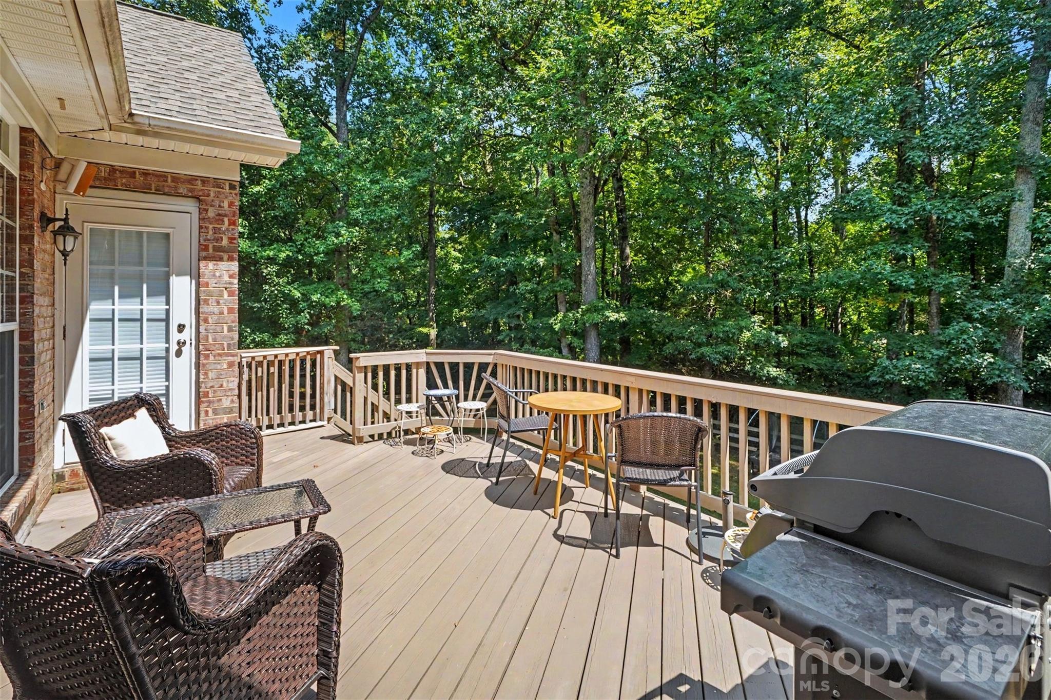 904 Carisbrooke Lane — Waxhaw