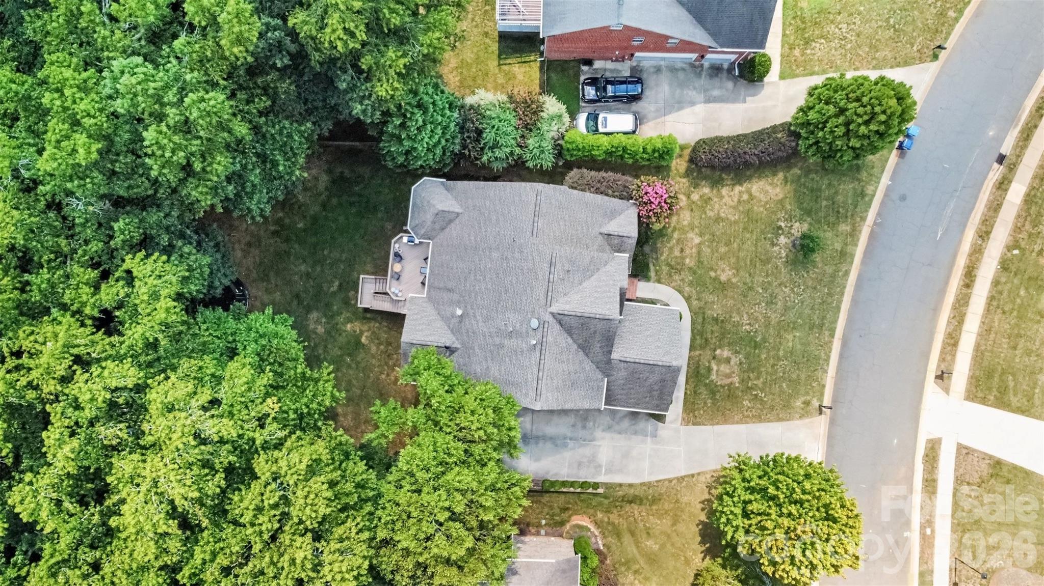 904 Carisbrooke Lane — Waxhaw