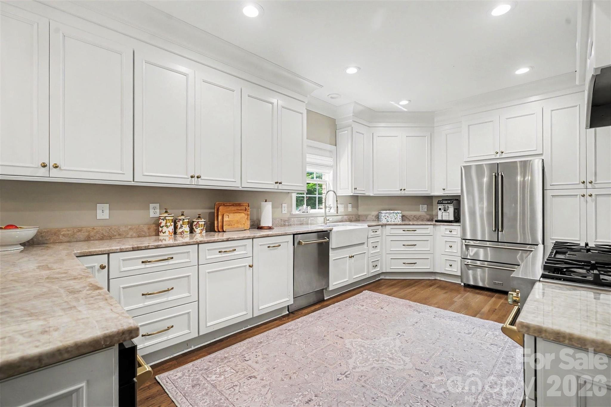904 Carisbrooke Lane — Waxhaw