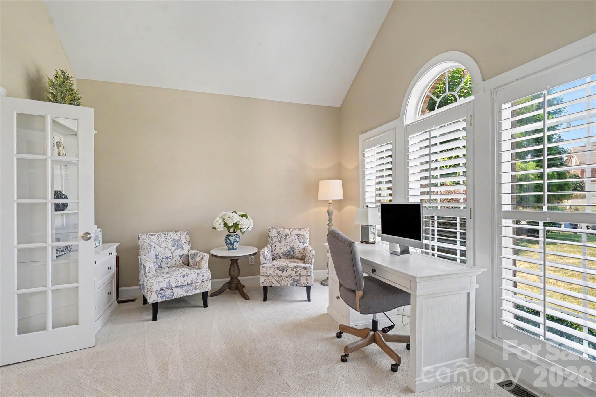 904 Carisbrooke Lane — Waxhaw