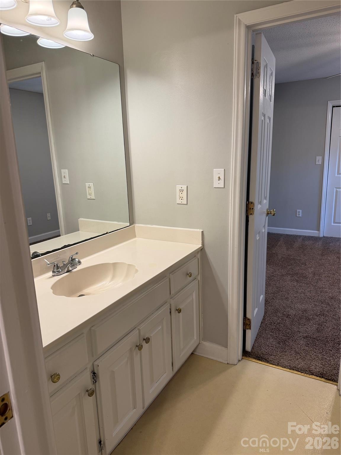 1611 Plantation Trail — Gastonia