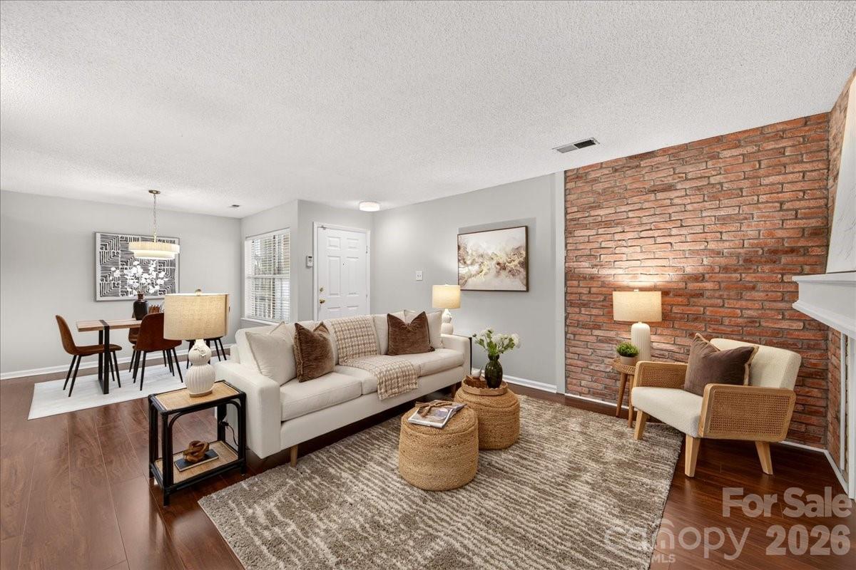 5011 Sharon Road #N — Charlotte