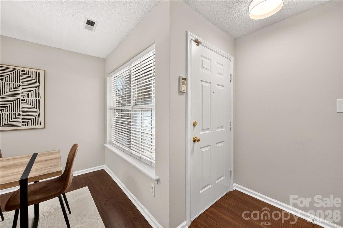 5011 Sharon Road #N — Charlotte