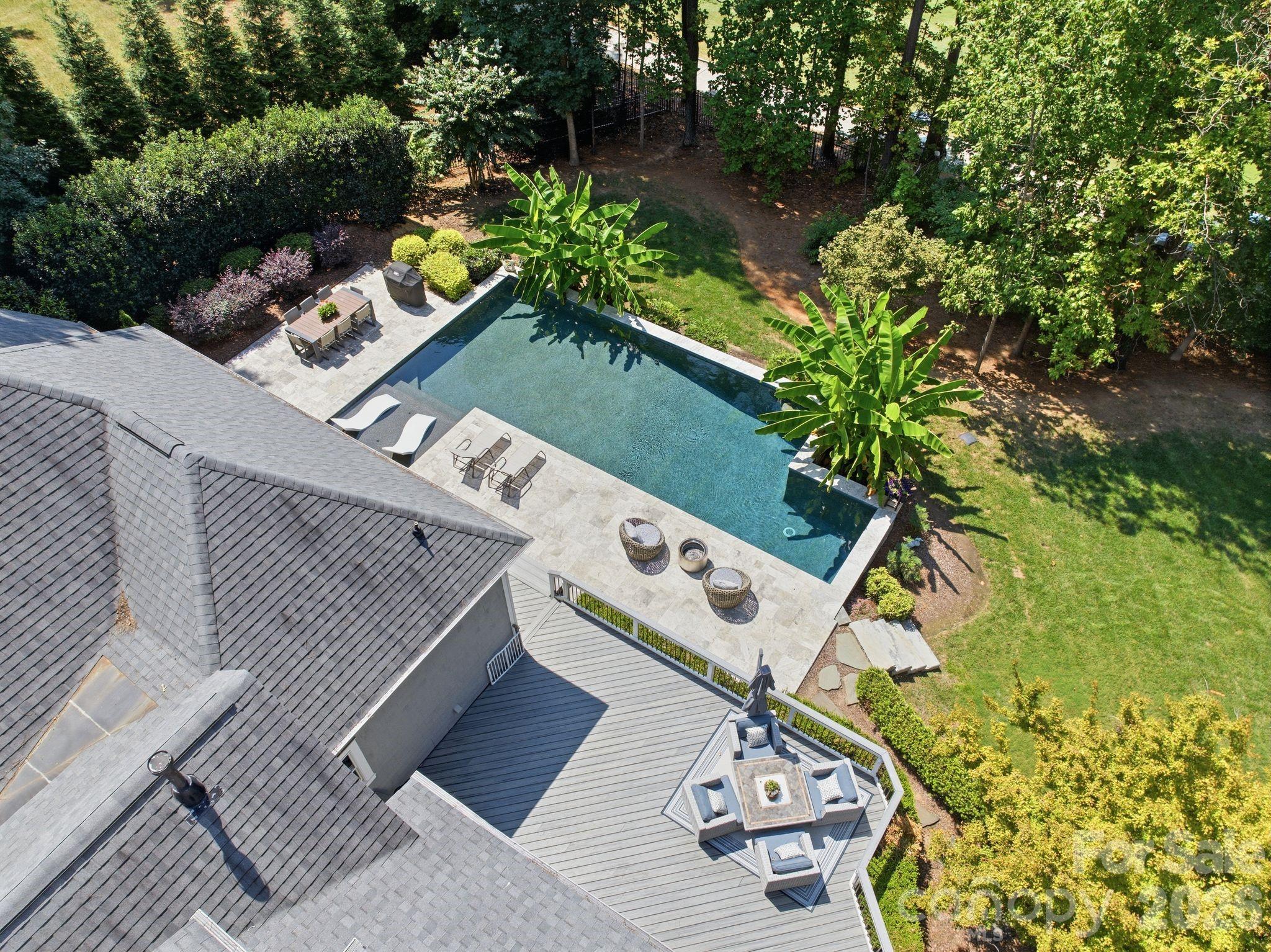 141 Stonewall Beach Lane — Mooresville