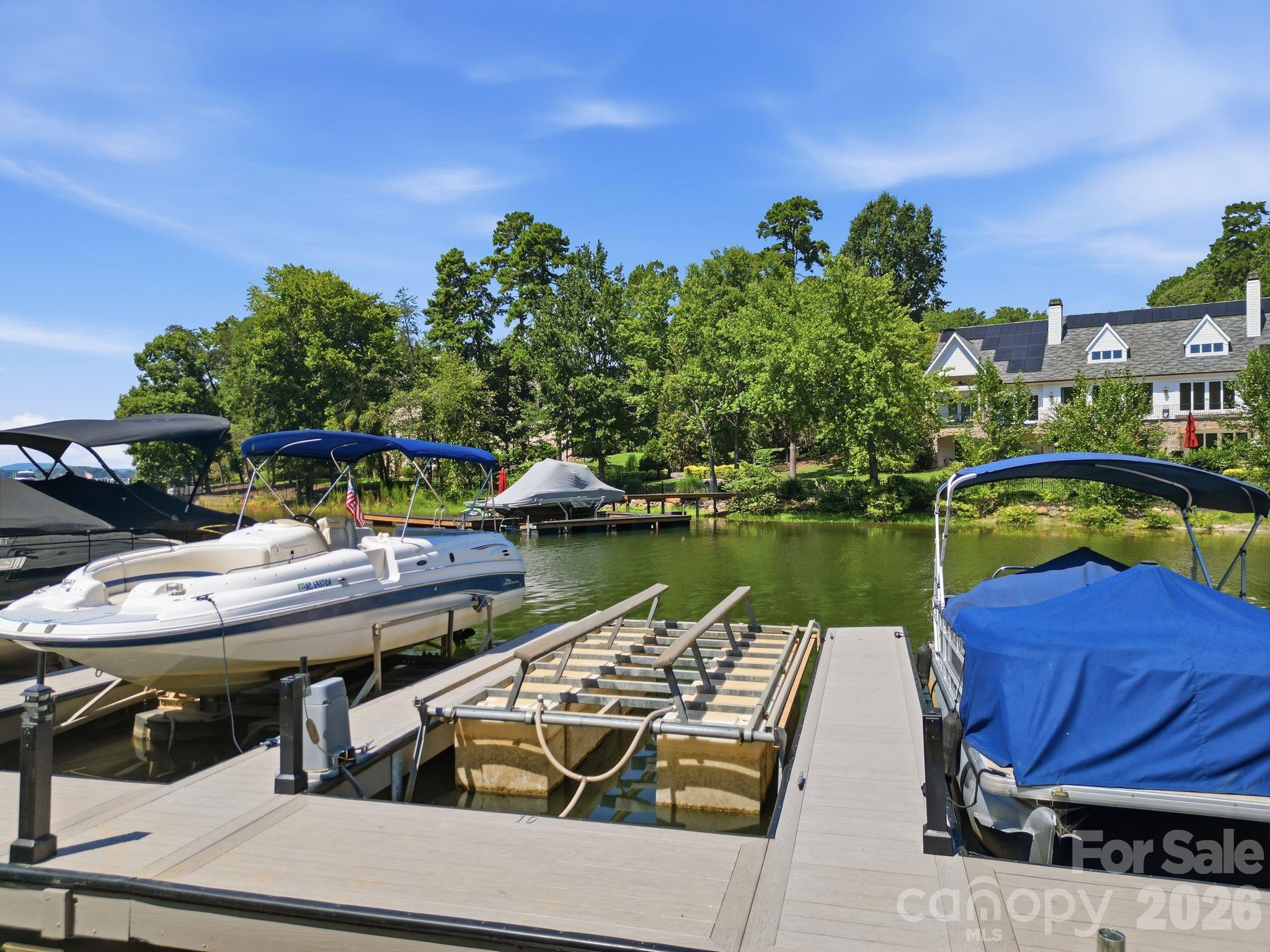 141 Stonewall Beach Lane — Mooresville