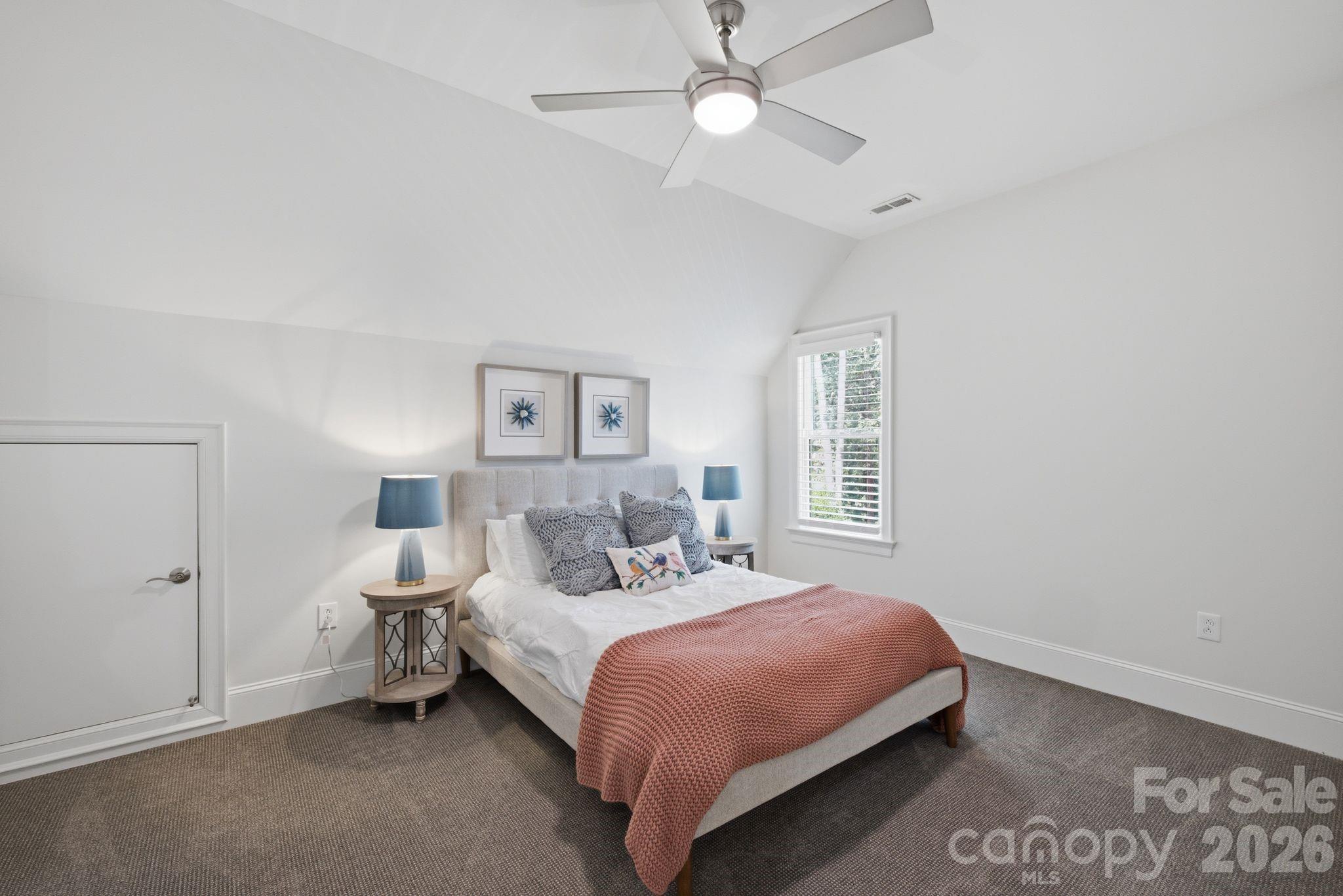 141 Stonewall Beach Lane — Mooresville