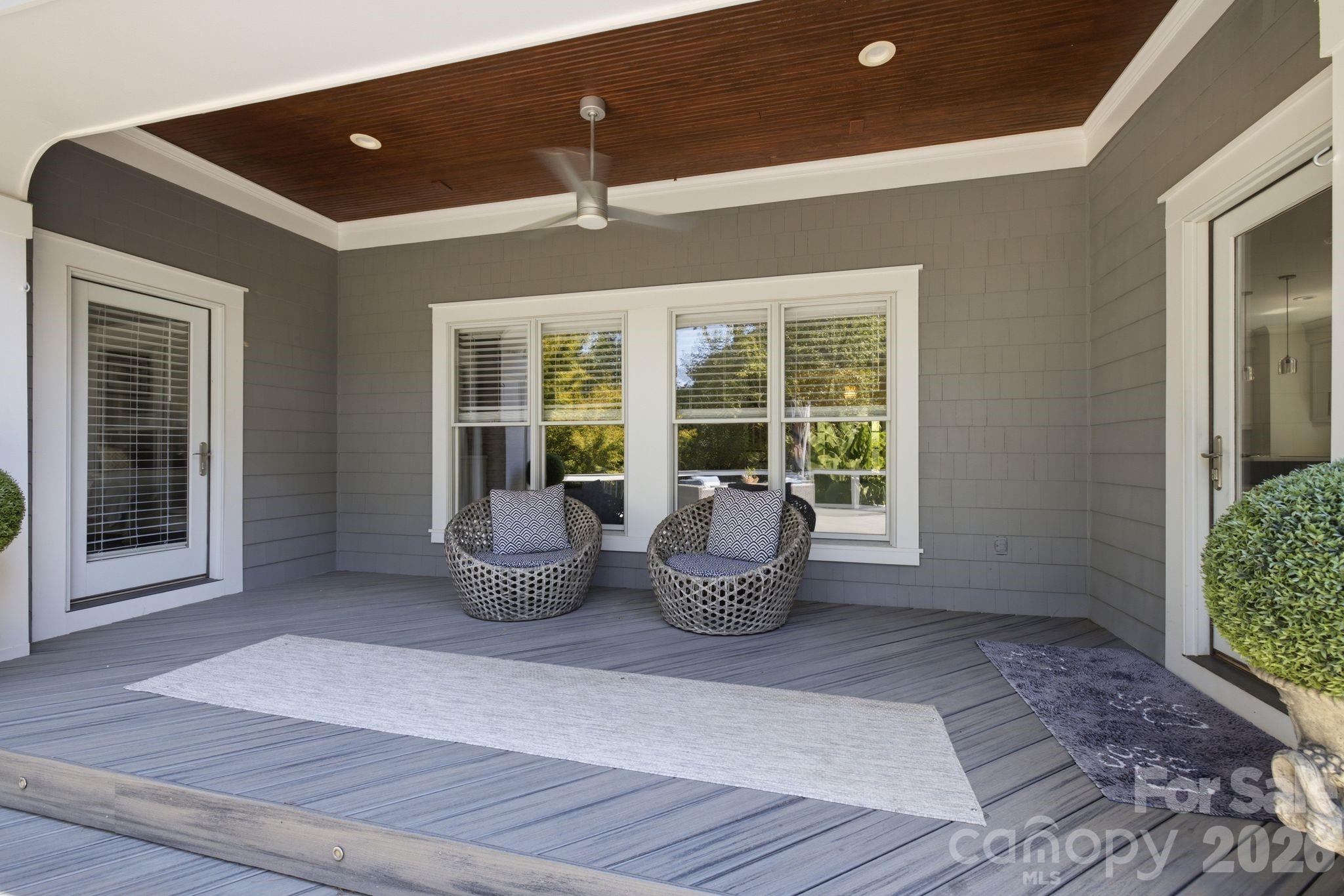 141 Stonewall Beach Lane — Mooresville