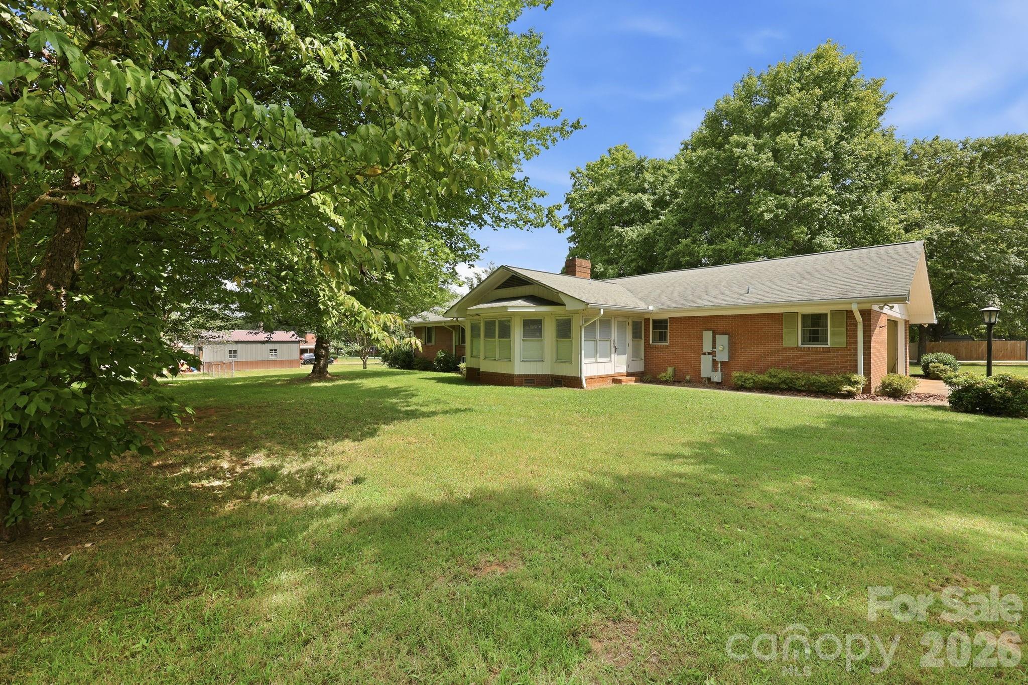 215 E Park Avenue — Granite Quarry