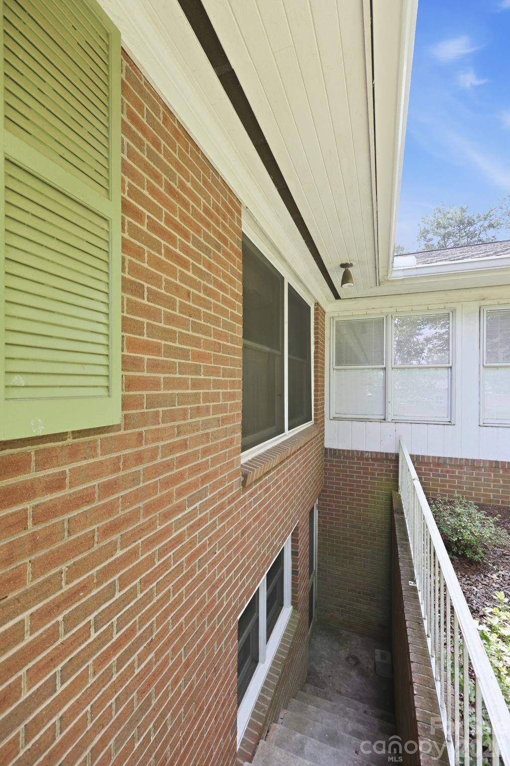 215 E Park Avenue — Granite Quarry