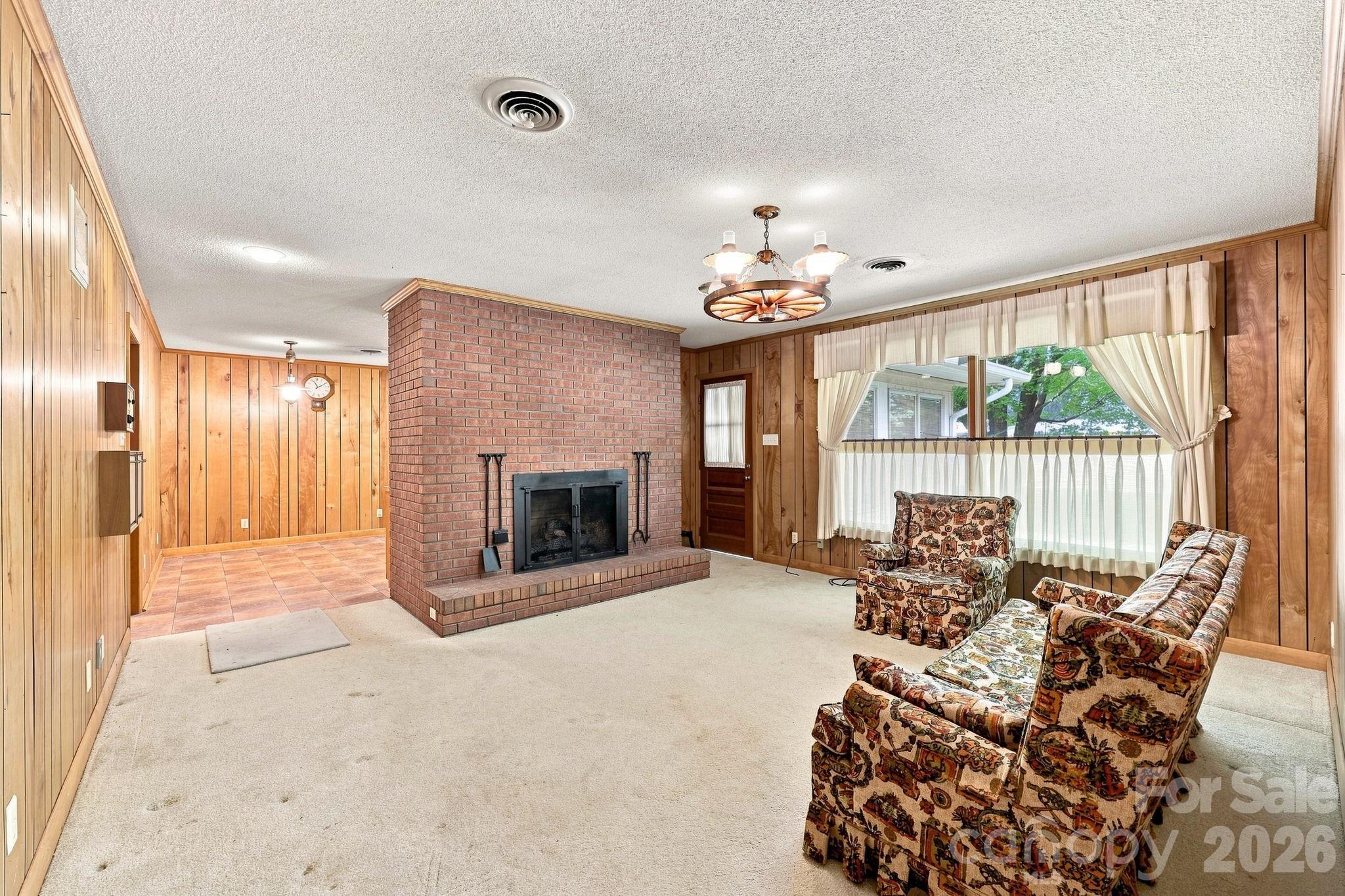 215 E Park Avenue — Granite Quarry