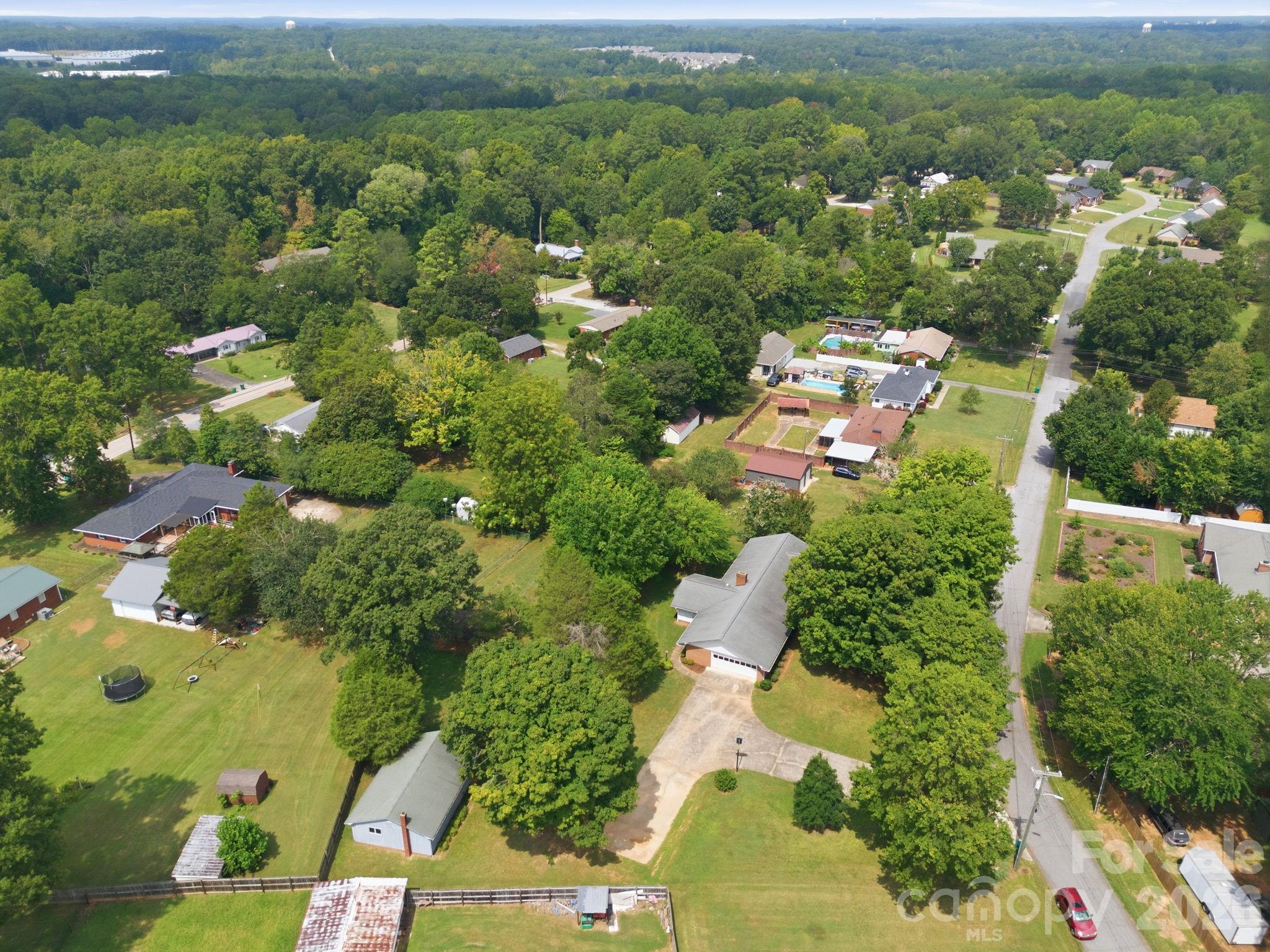 215 E Park Avenue — Granite Quarry