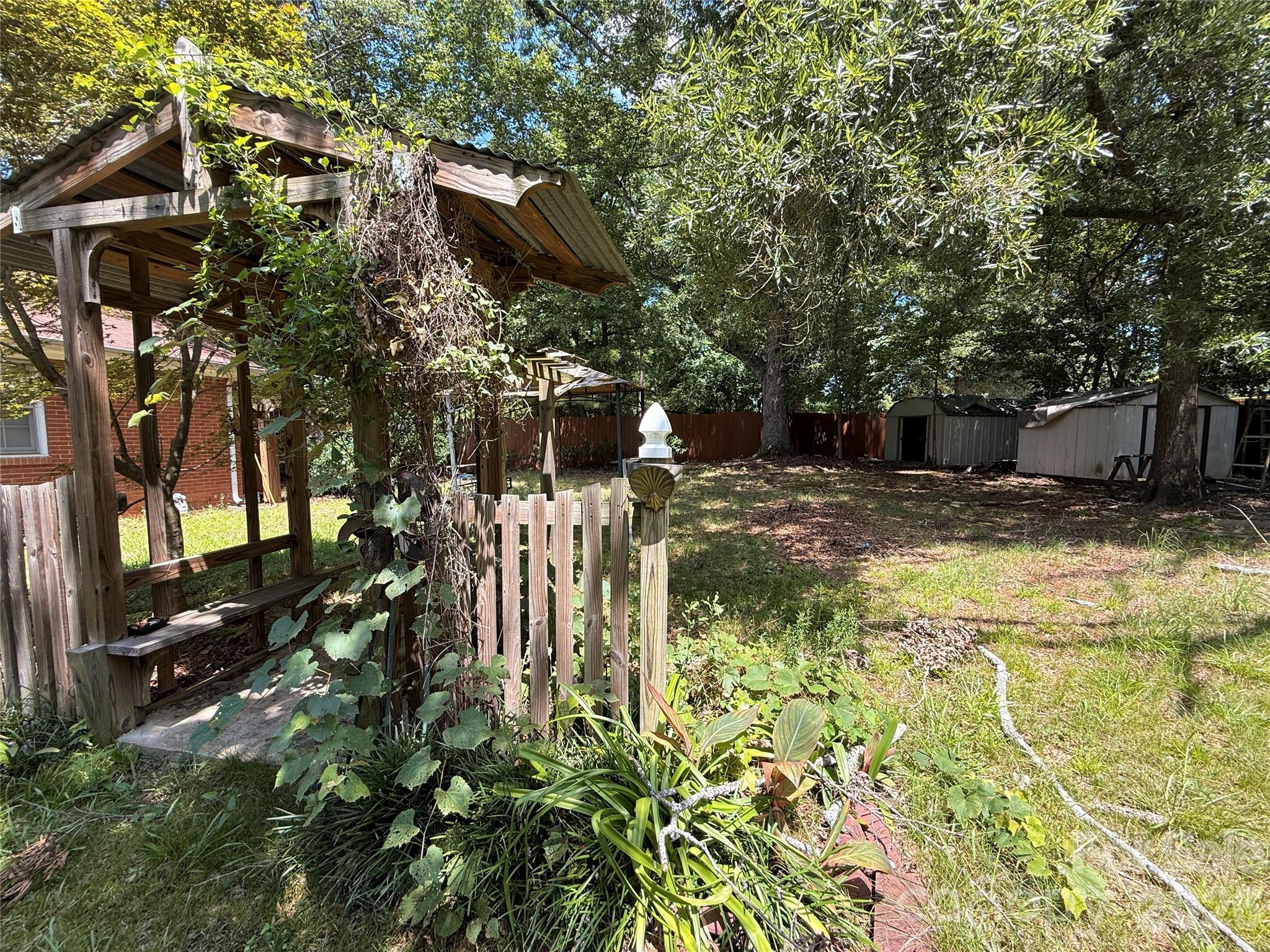 4310 Gillespie Court — Charlotte