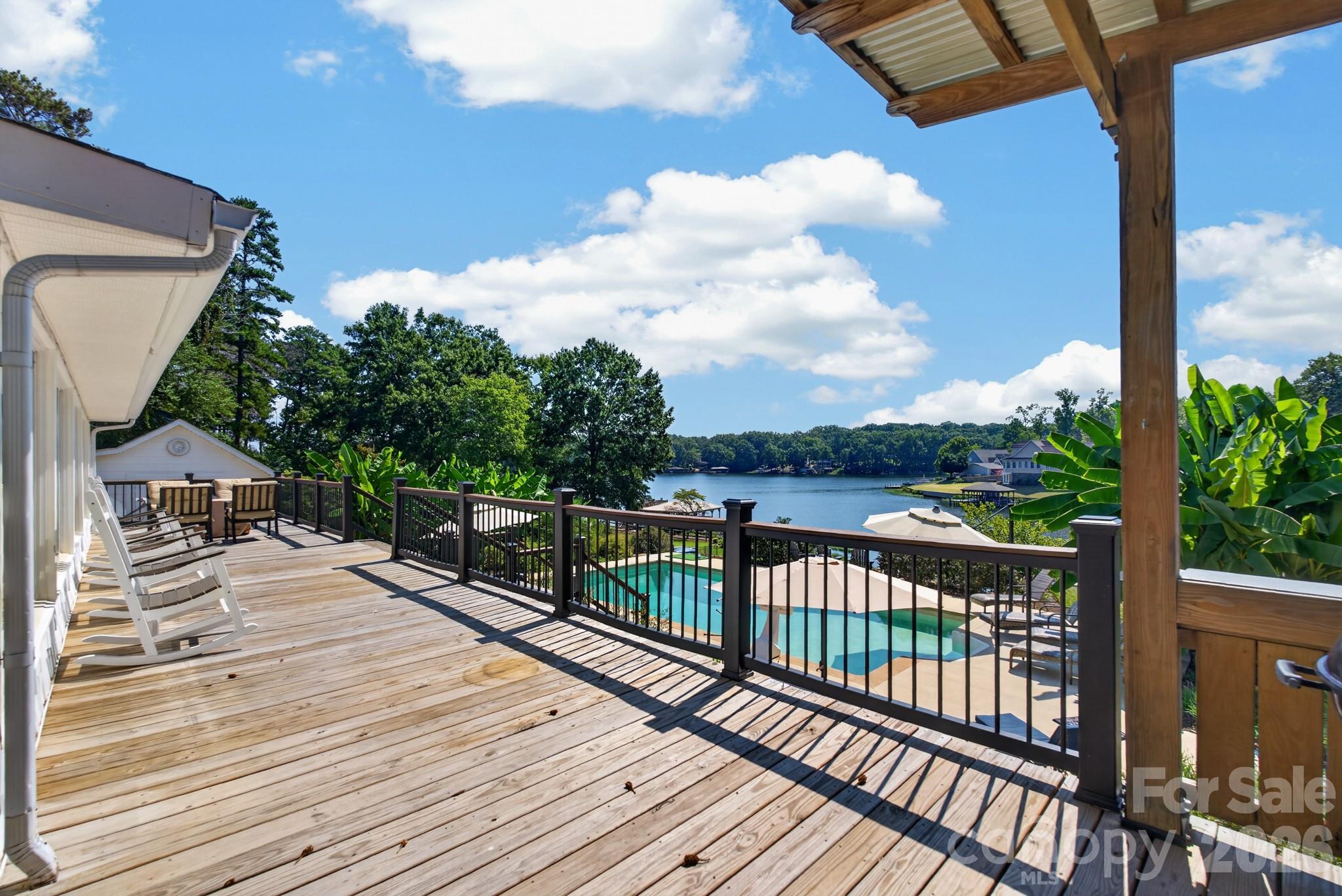 745 Anchor Road — Norwood