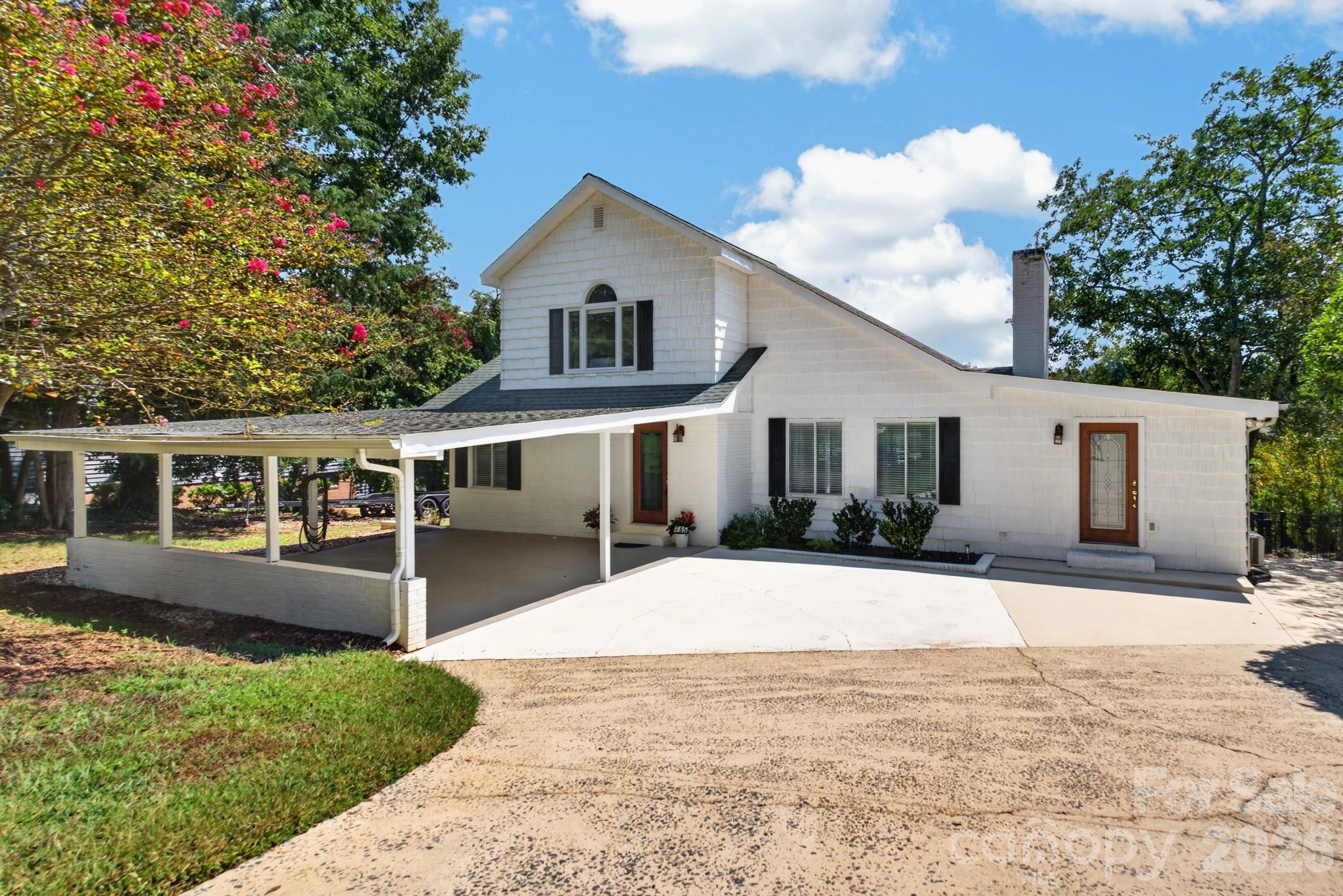 745 Anchor Road — Norwood