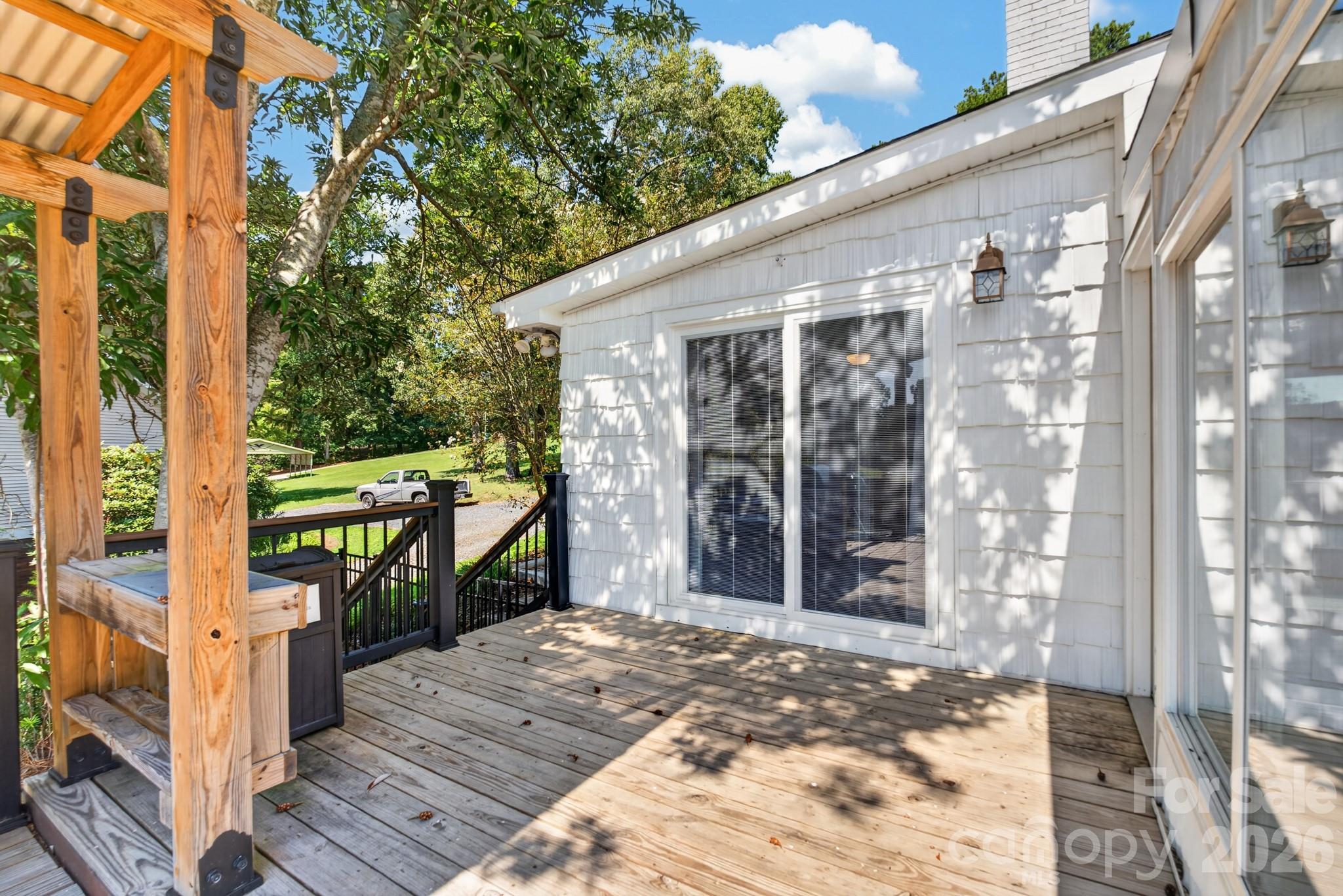 745 Anchor Road — Norwood