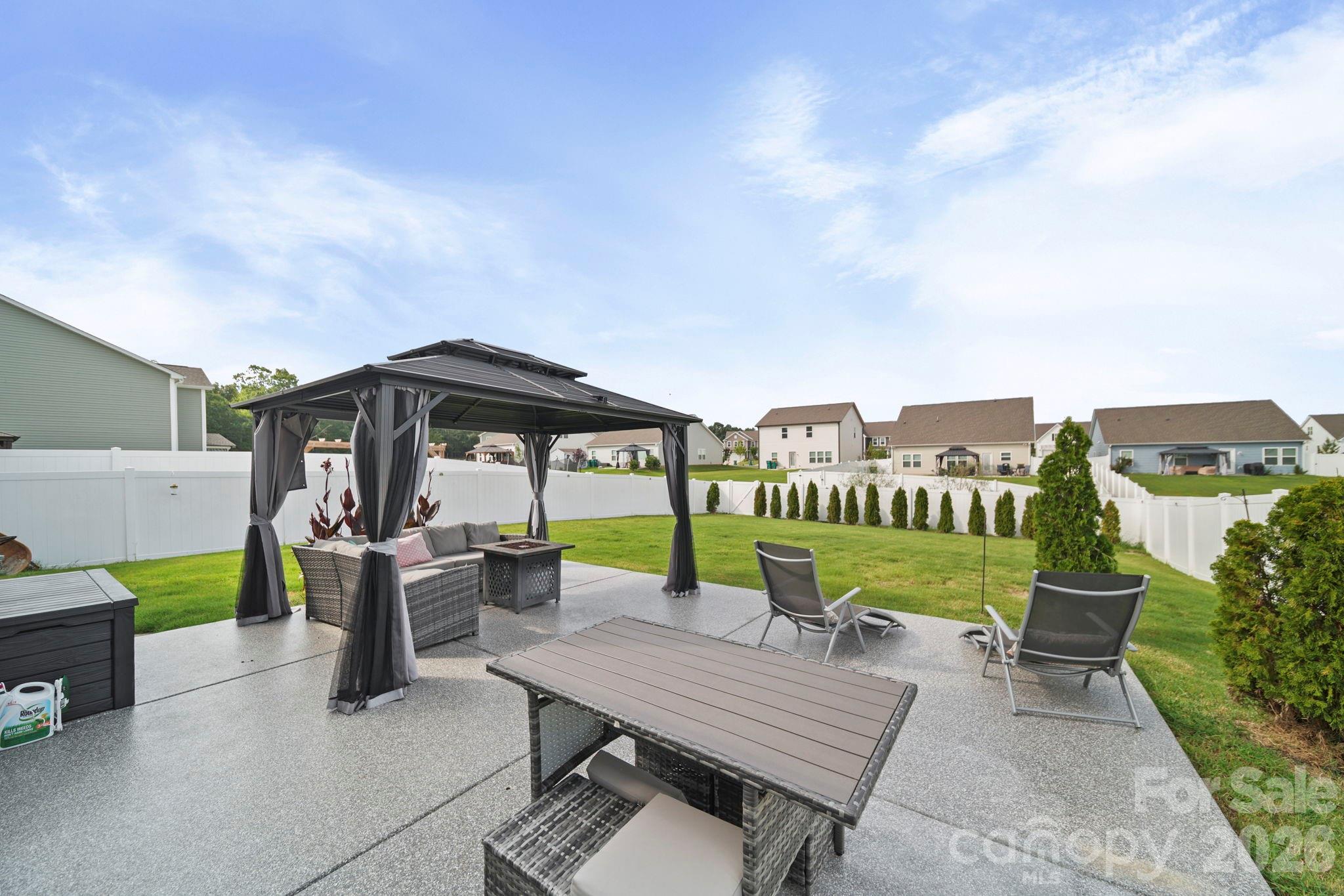 2015 McDonald Drive — Stanfield