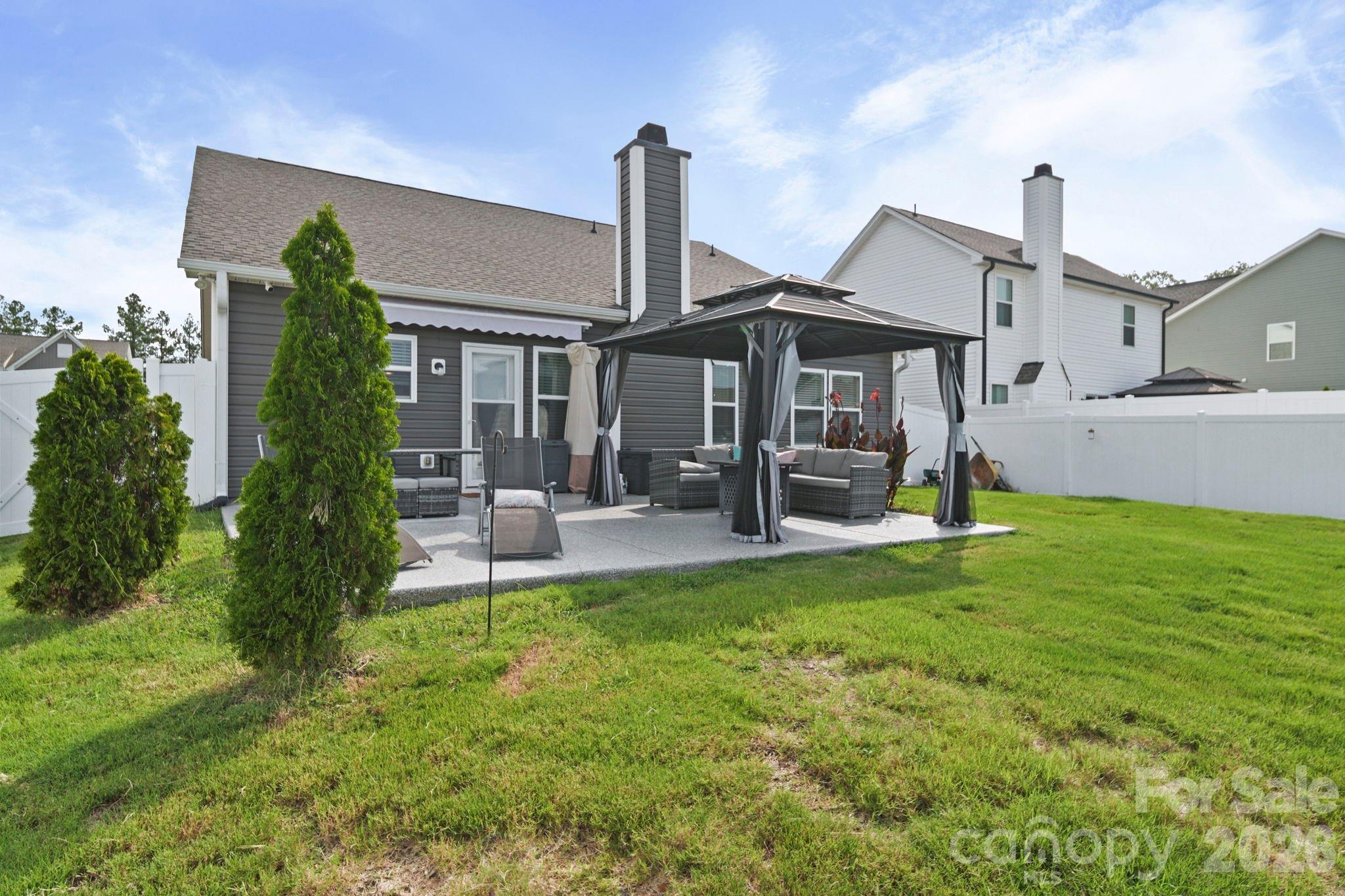 2015 McDonald Drive — Stanfield