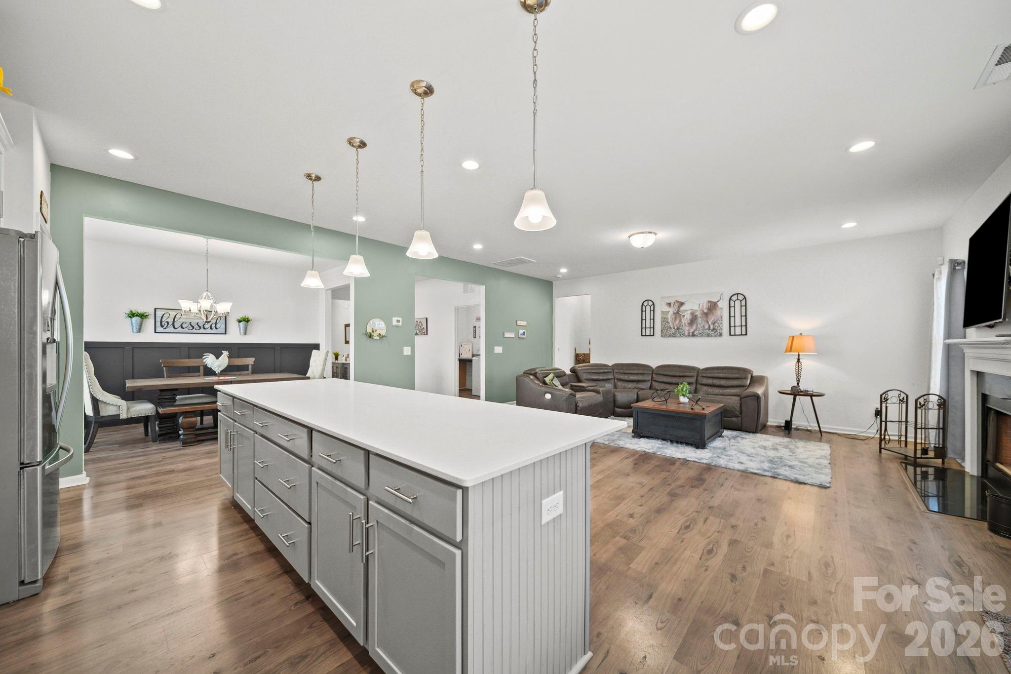 2015 McDonald Drive — Stanfield
