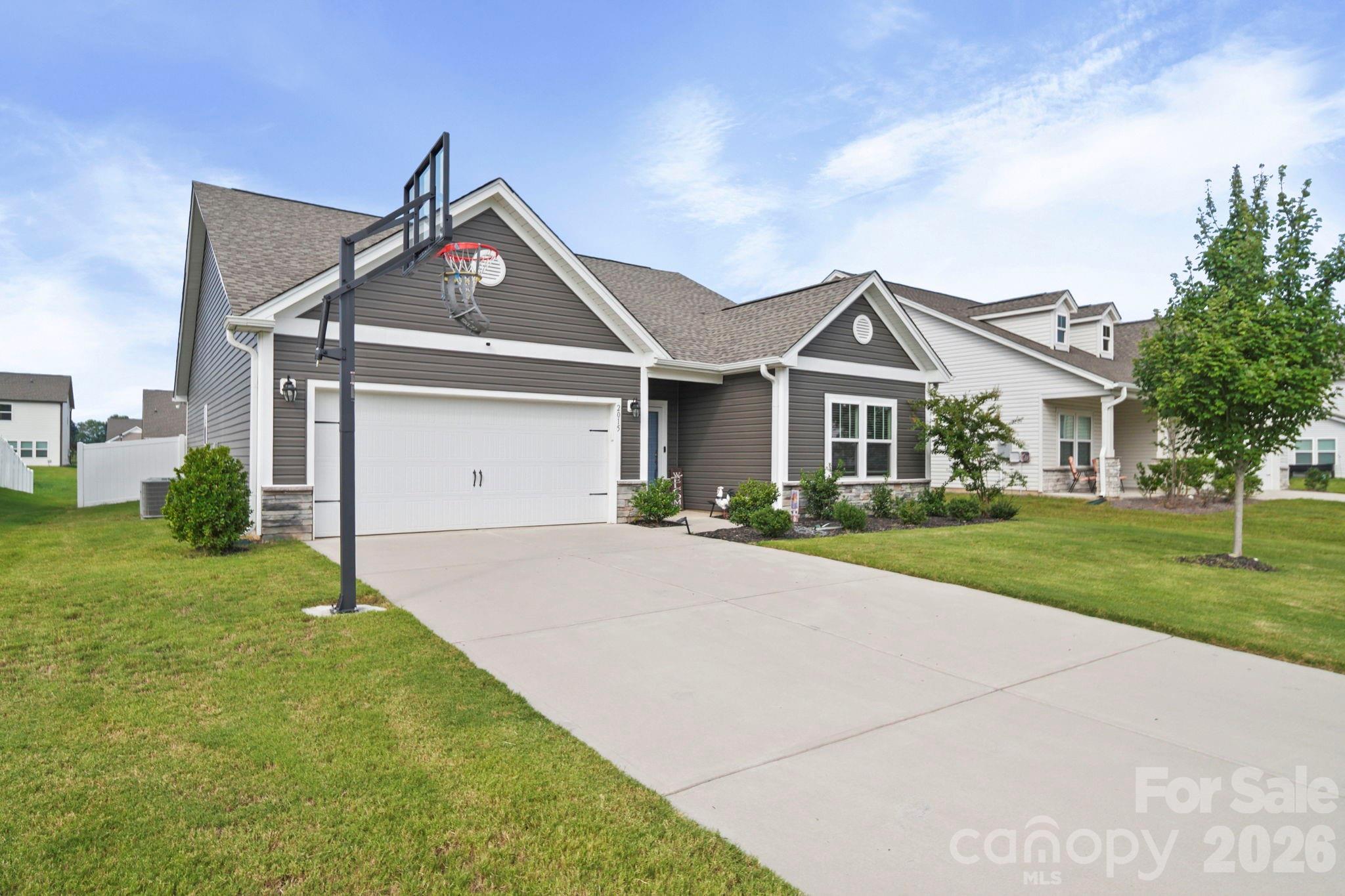 2015 McDonald Drive — Stanfield