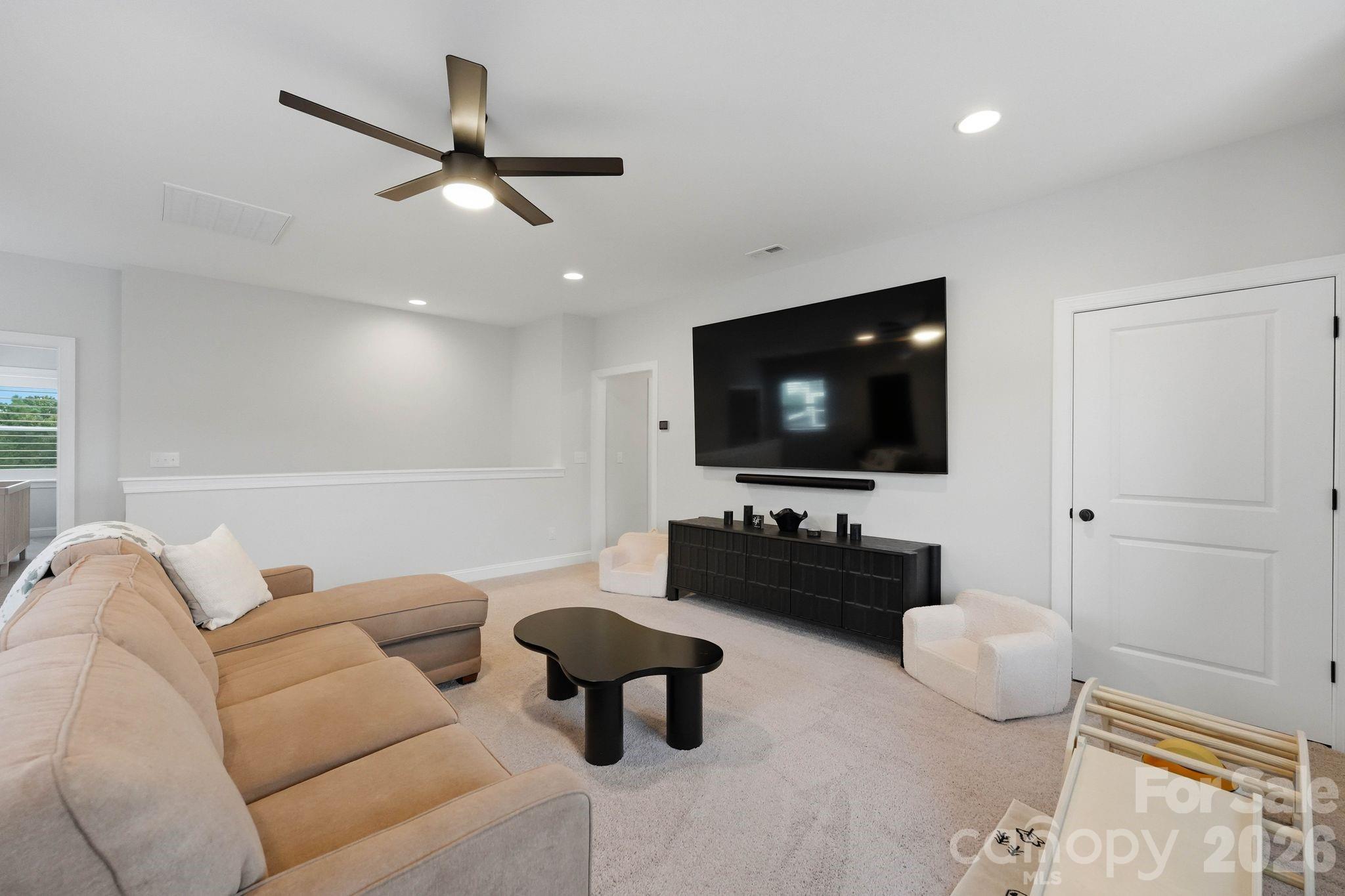 4124 Millstream Road — Denver