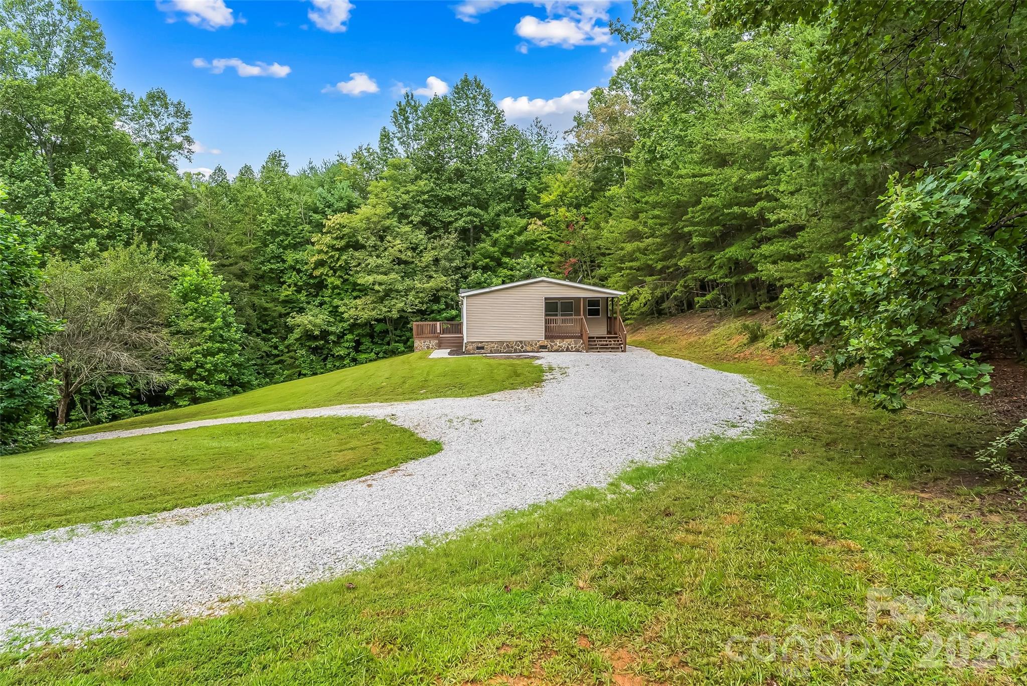 390 Stacy Hollow Drive — Marion