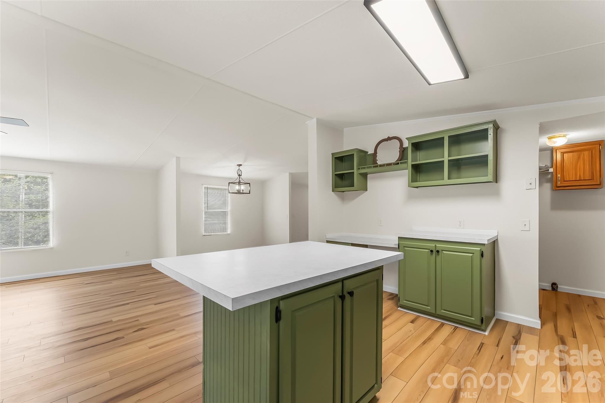 390 Stacy Hollow Drive — Marion