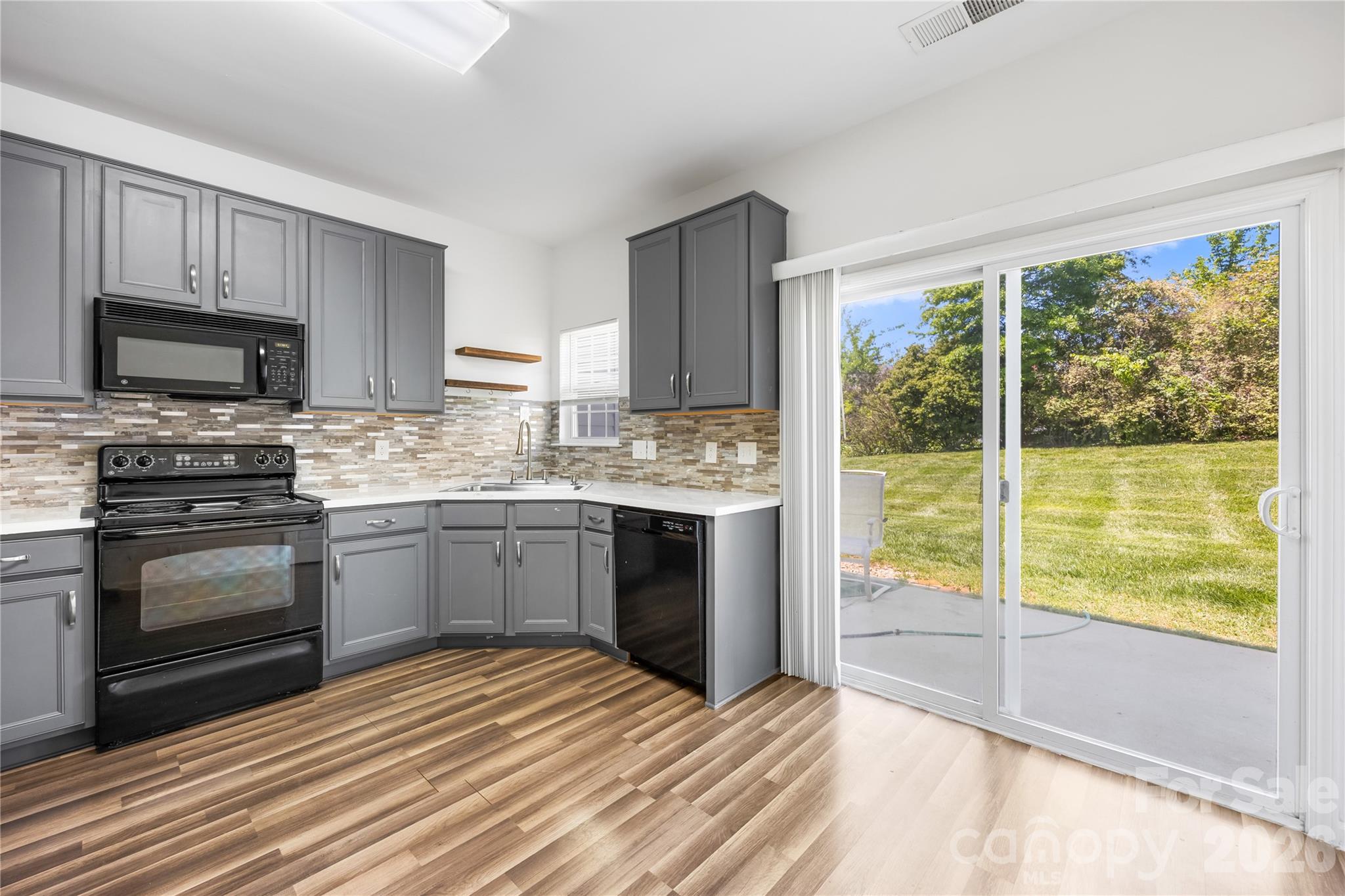 3053 Summerfield Ridge Lane — Charlotte