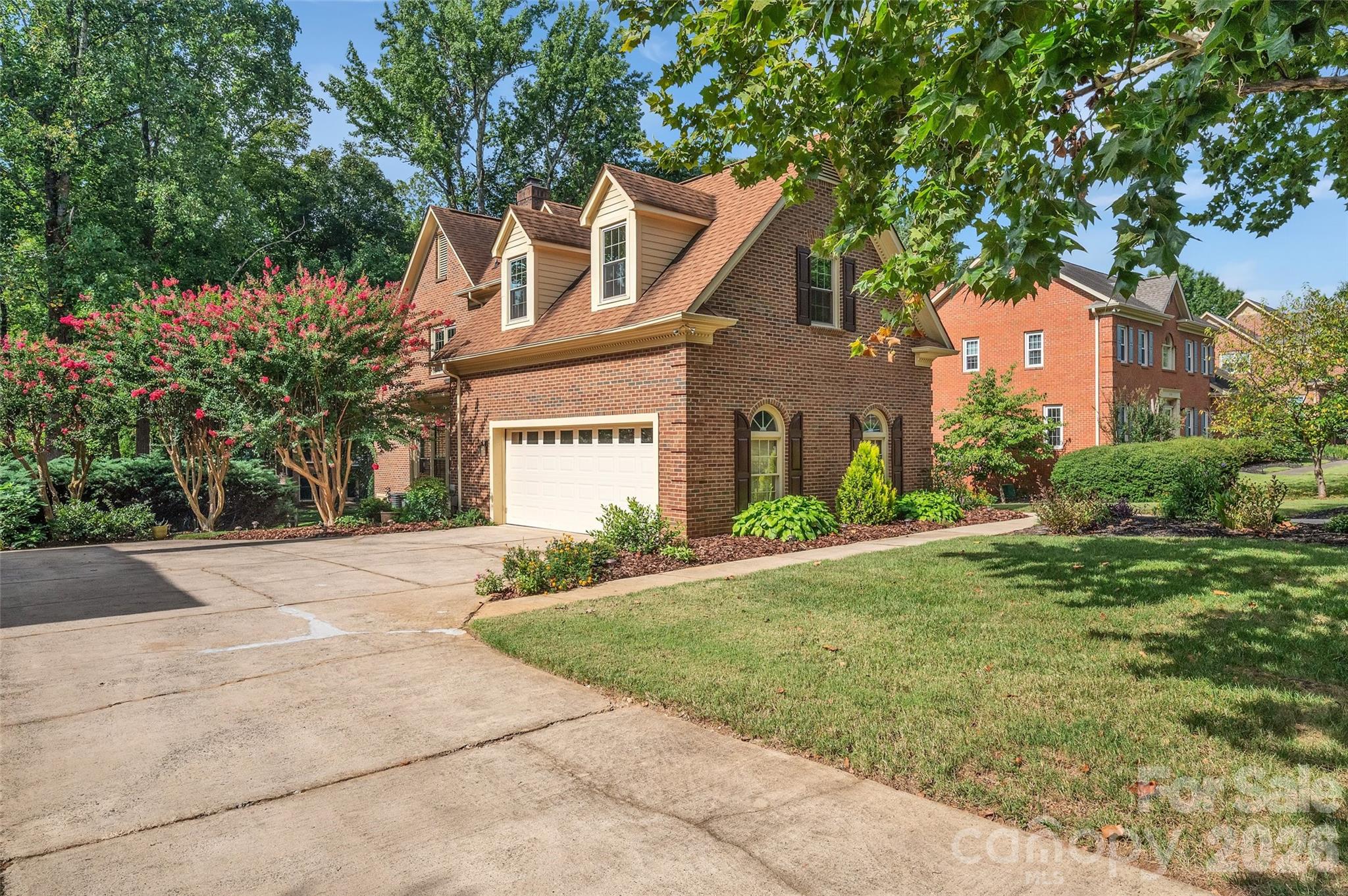 10108 Lampkin Way — Charlotte
