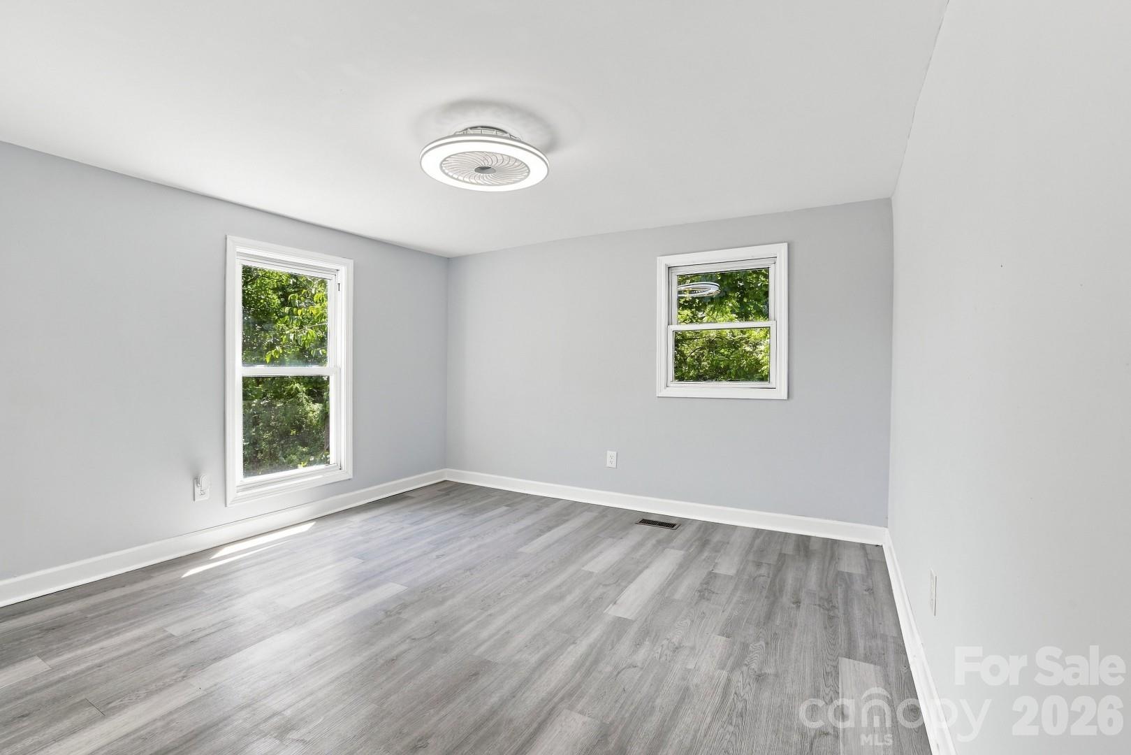 3028 Playmore Beach Road — Morganton