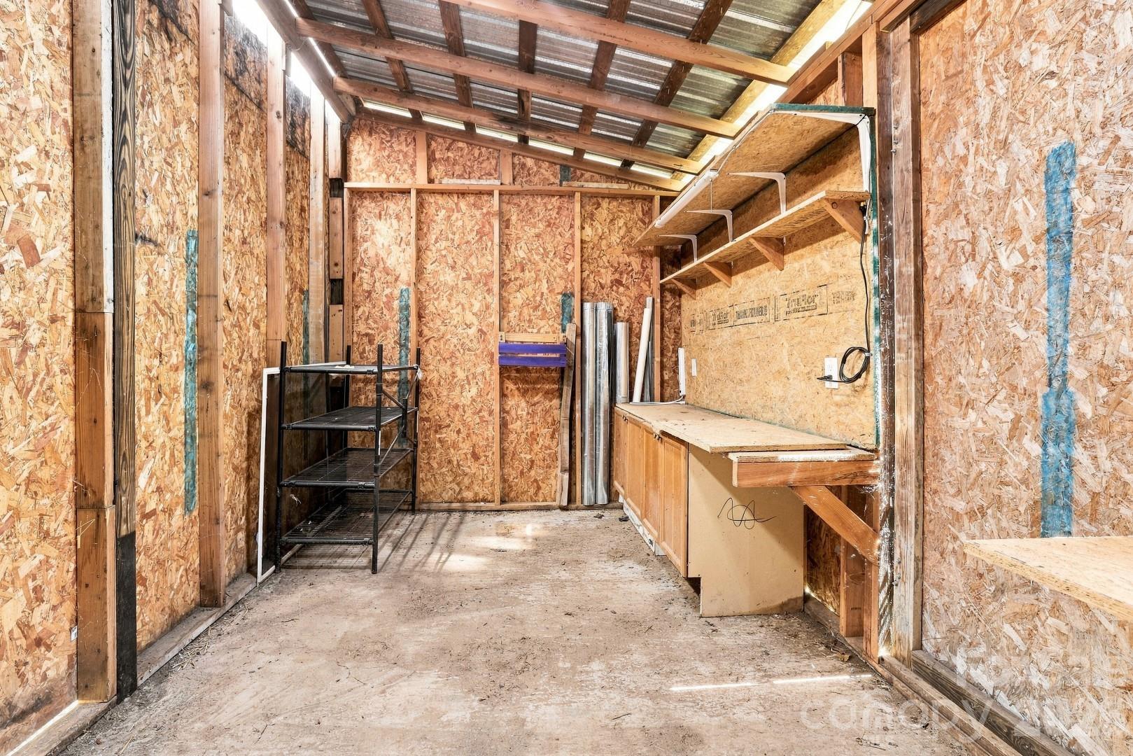 3028 Playmore Beach Road — Morganton
