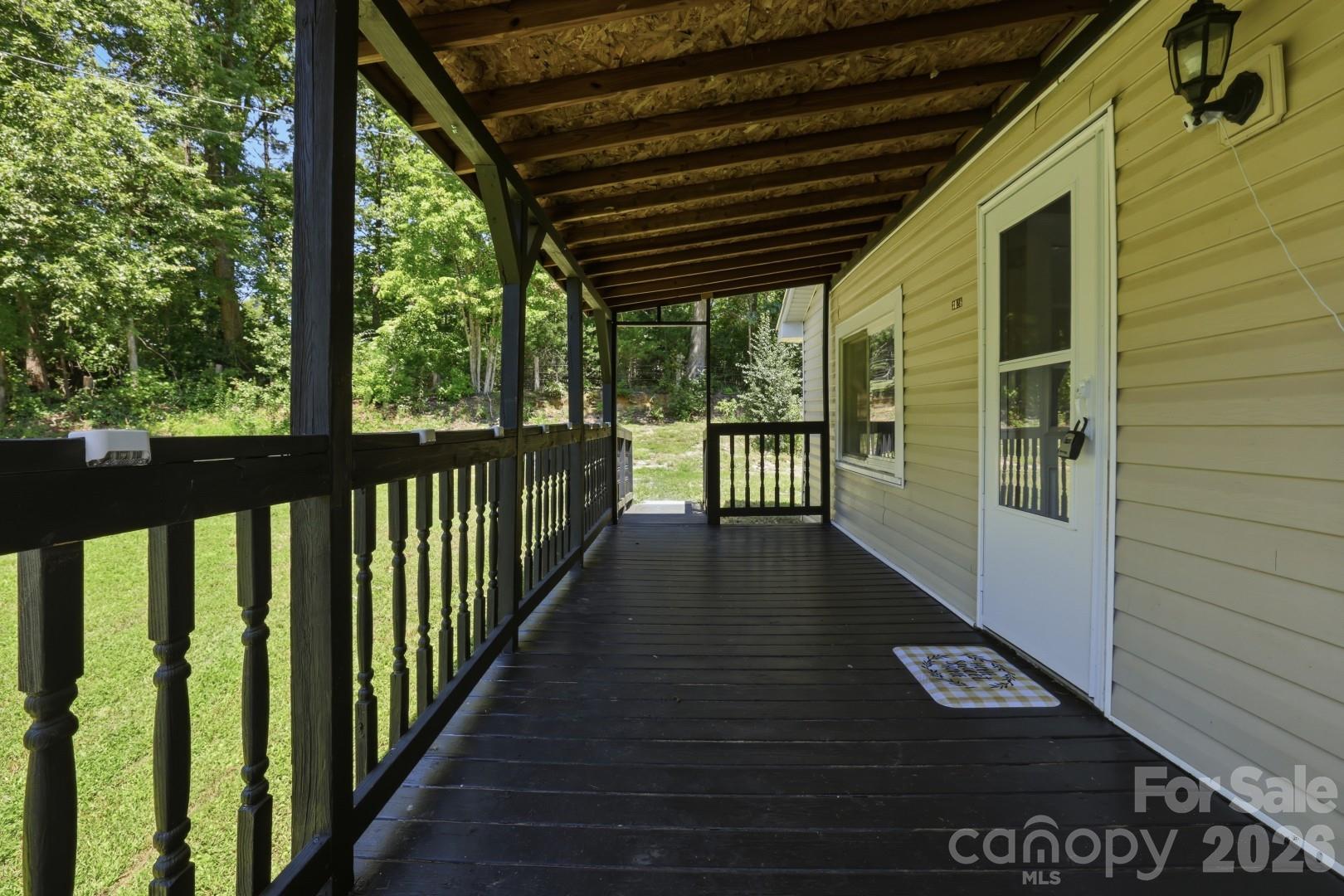 3028 Playmore Beach Road — Morganton