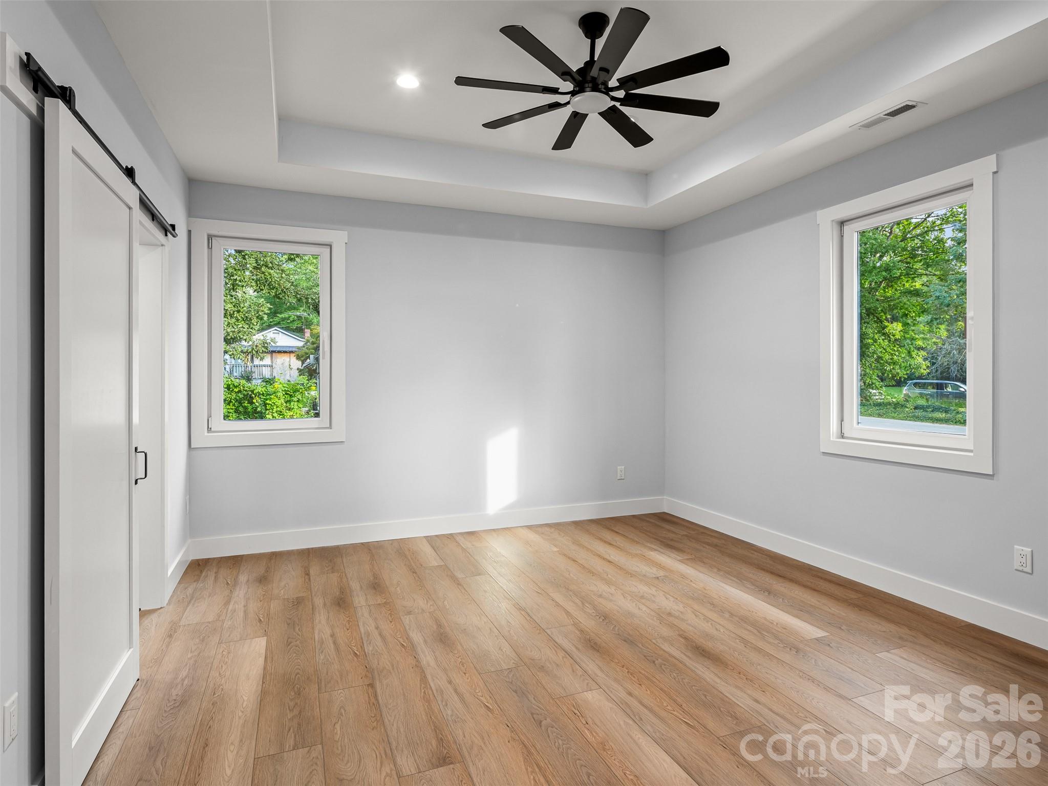 902 Narva Road — Hendersonville