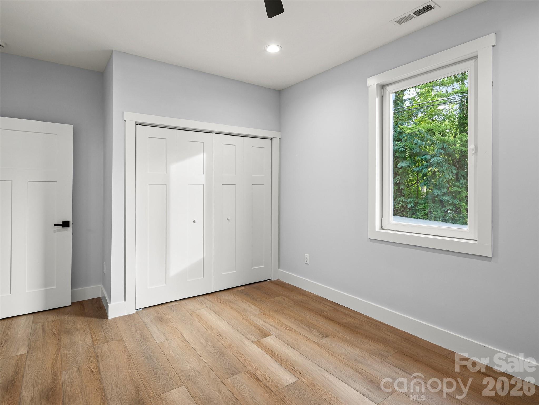 902 Narva Road — Hendersonville