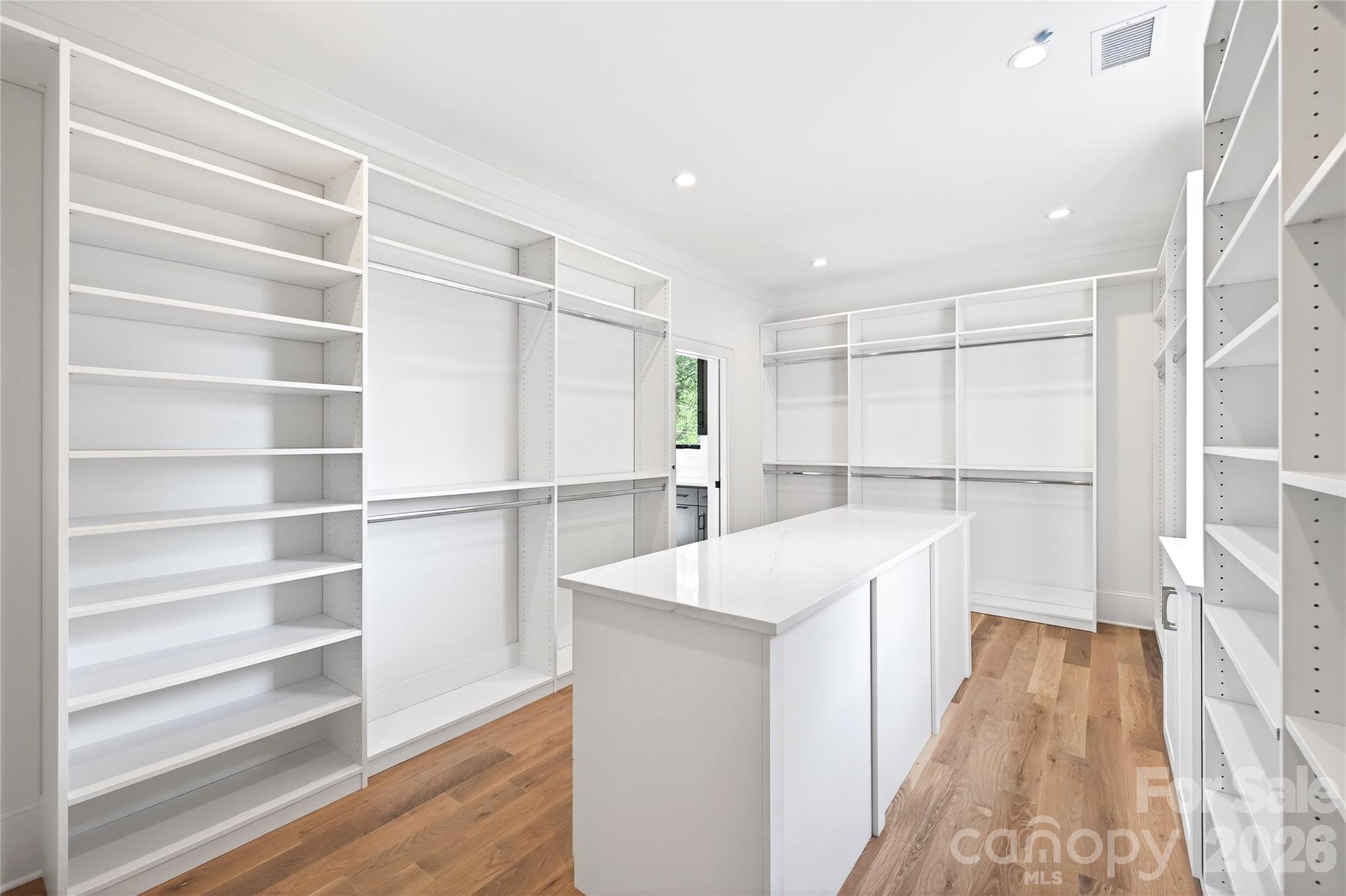 709 Bertonley Avenue — Charlotte