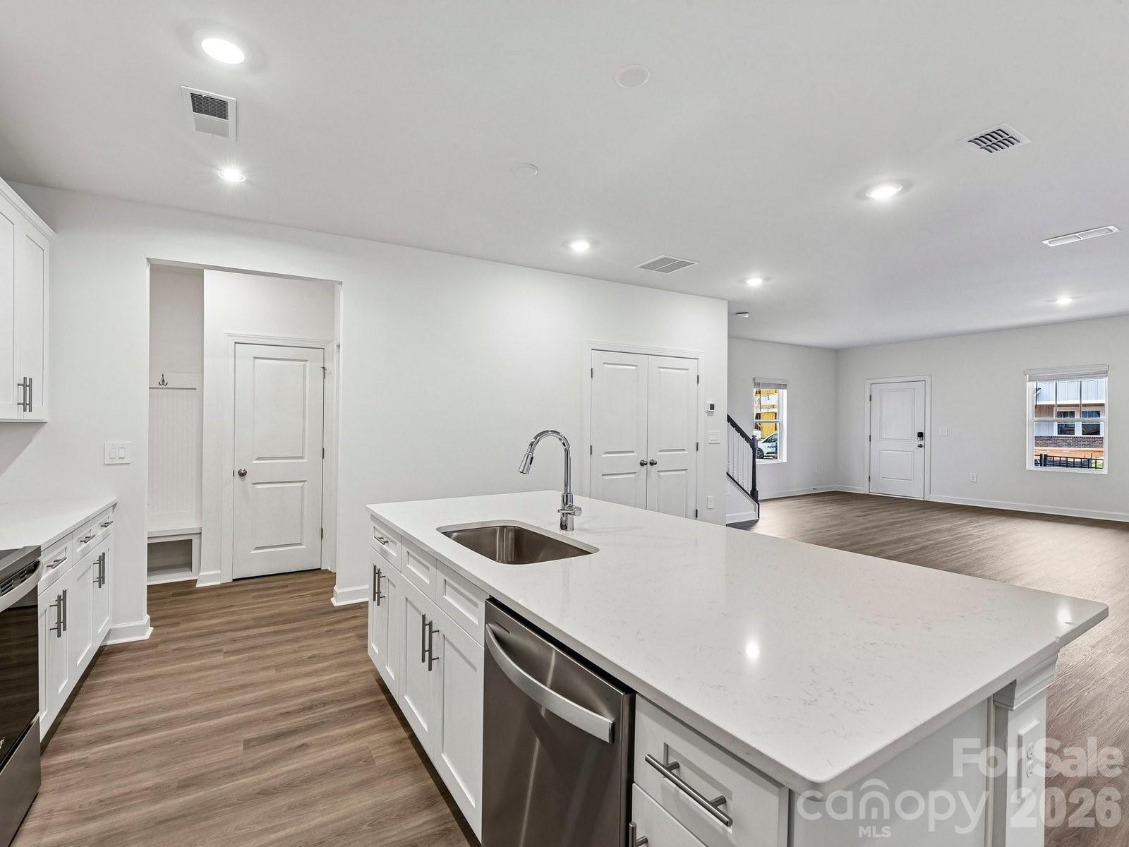7286 Yardley Street — Gastonia