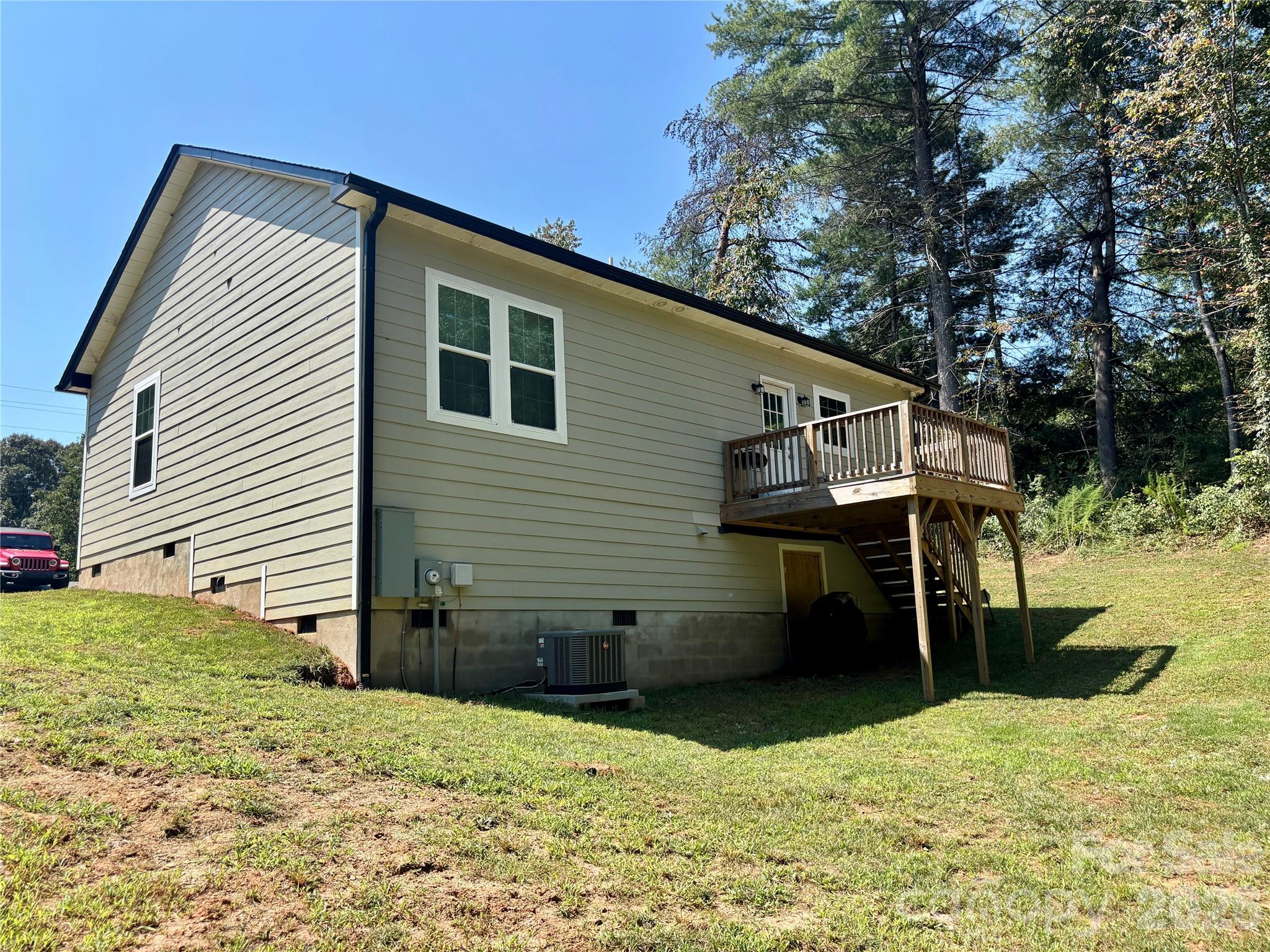 2613 Lynn Mountain Road — Vale