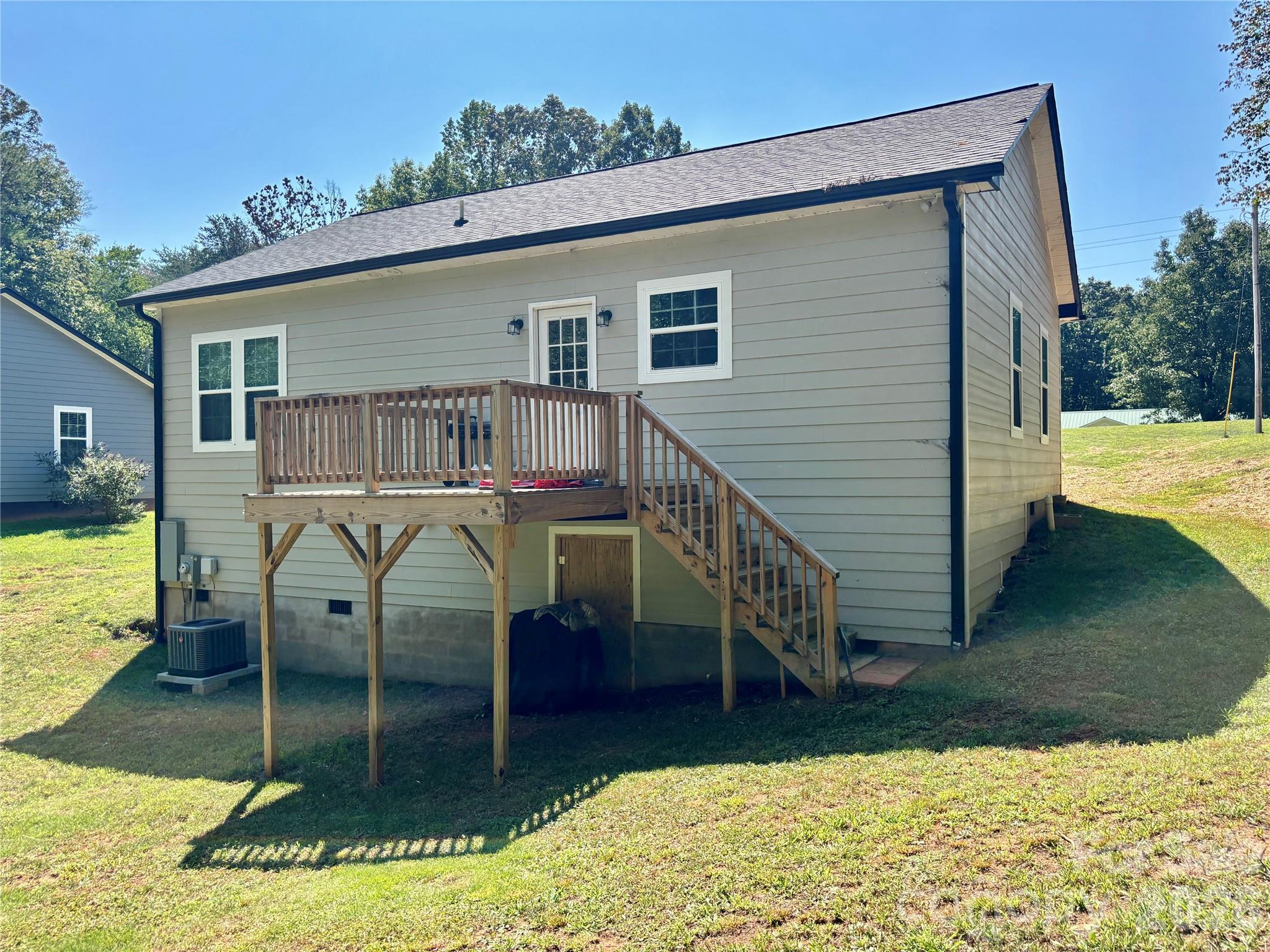 2613 Lynn Mountain Road — Vale