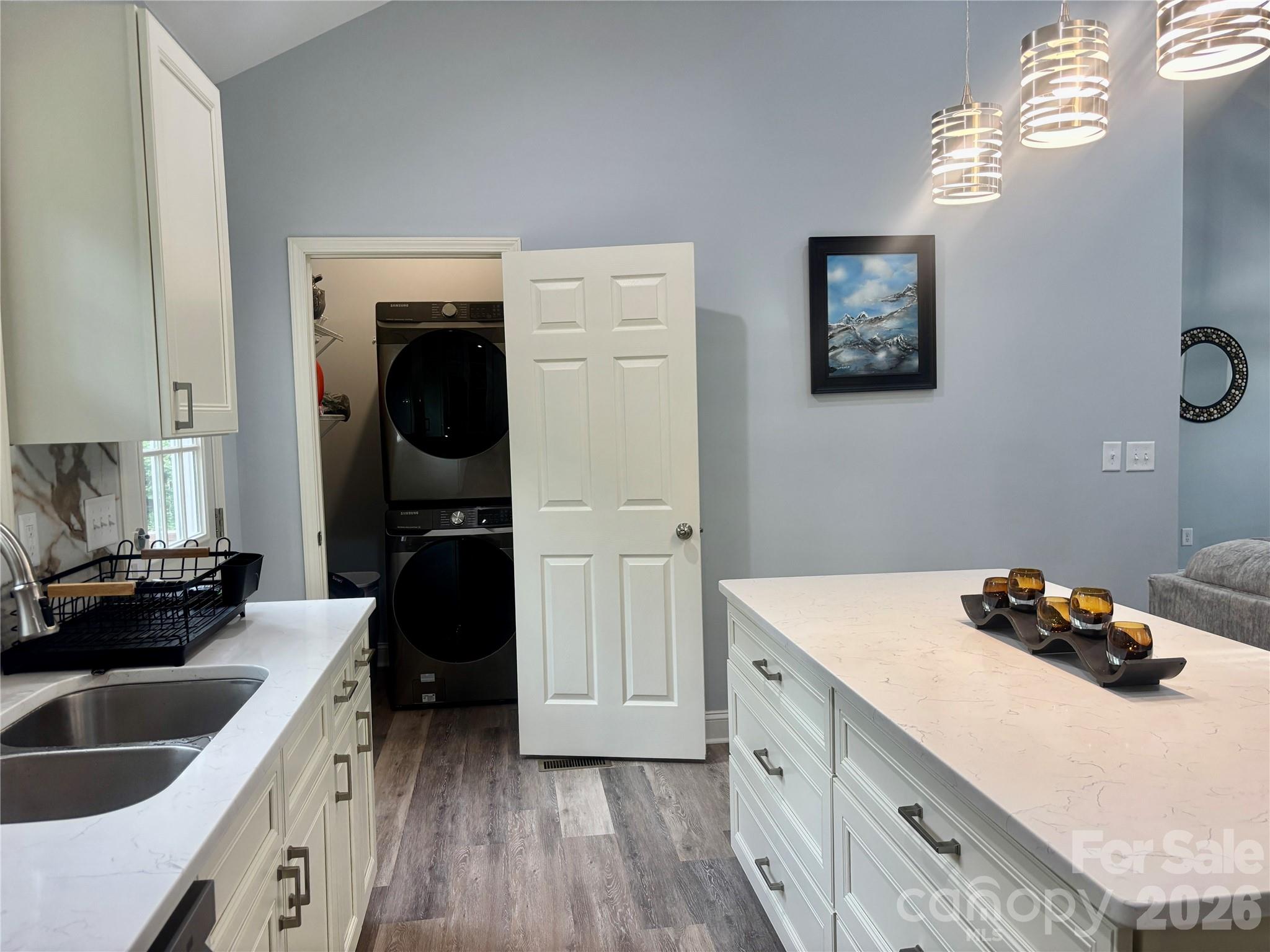 2613 Lynn Mountain Road — Vale