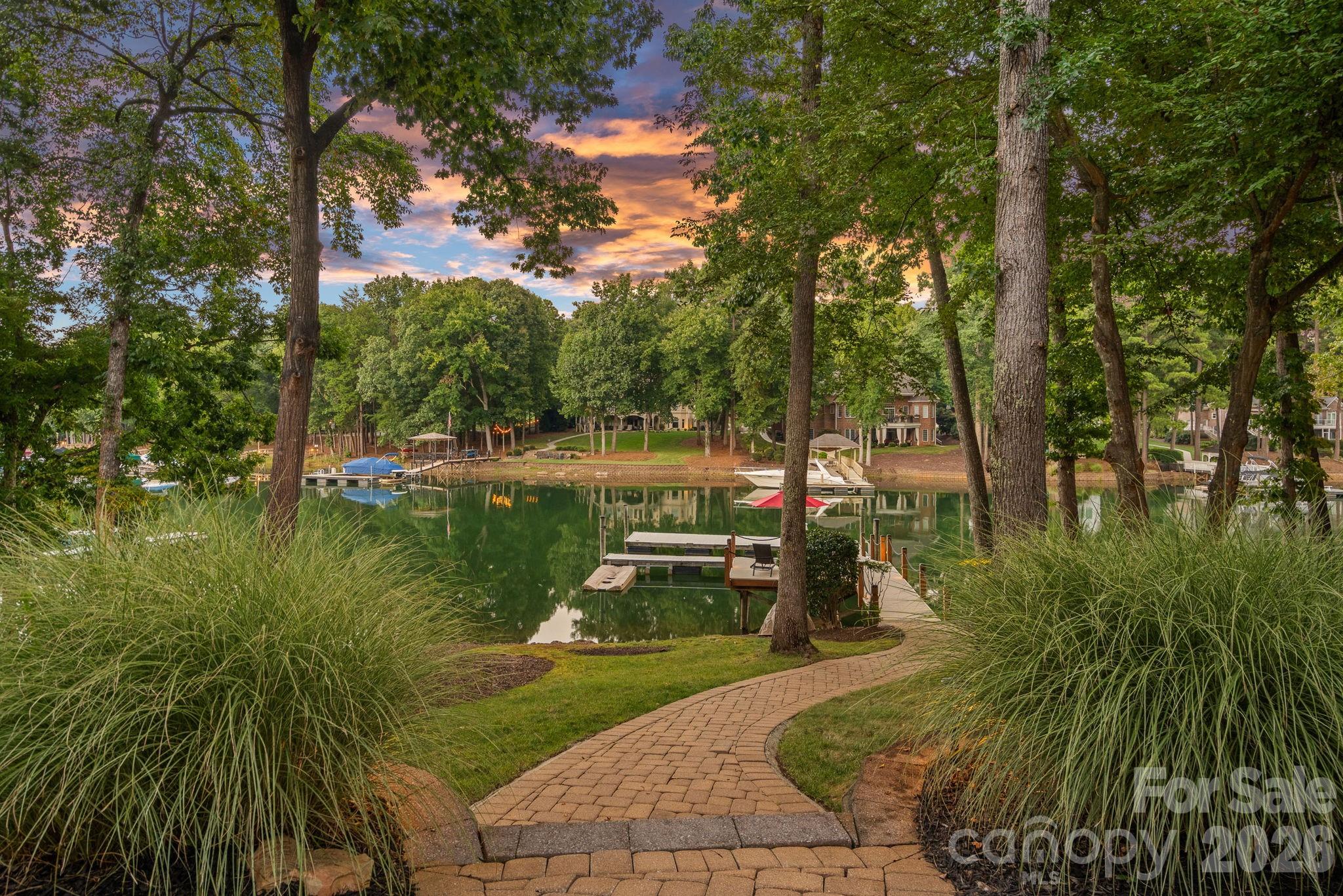 177 Great Point Drive — Mooresville