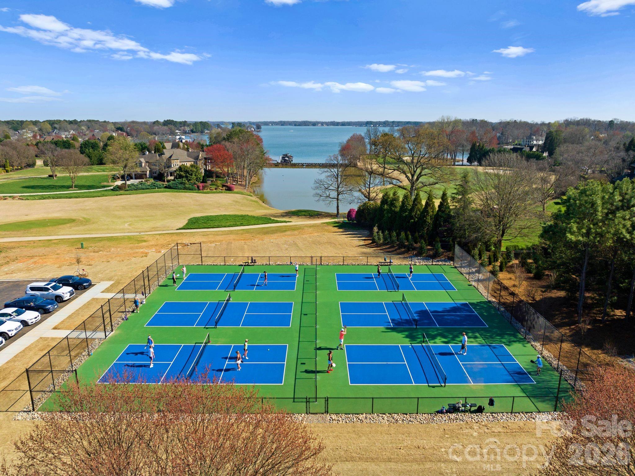 177 Great Point Drive — Mooresville