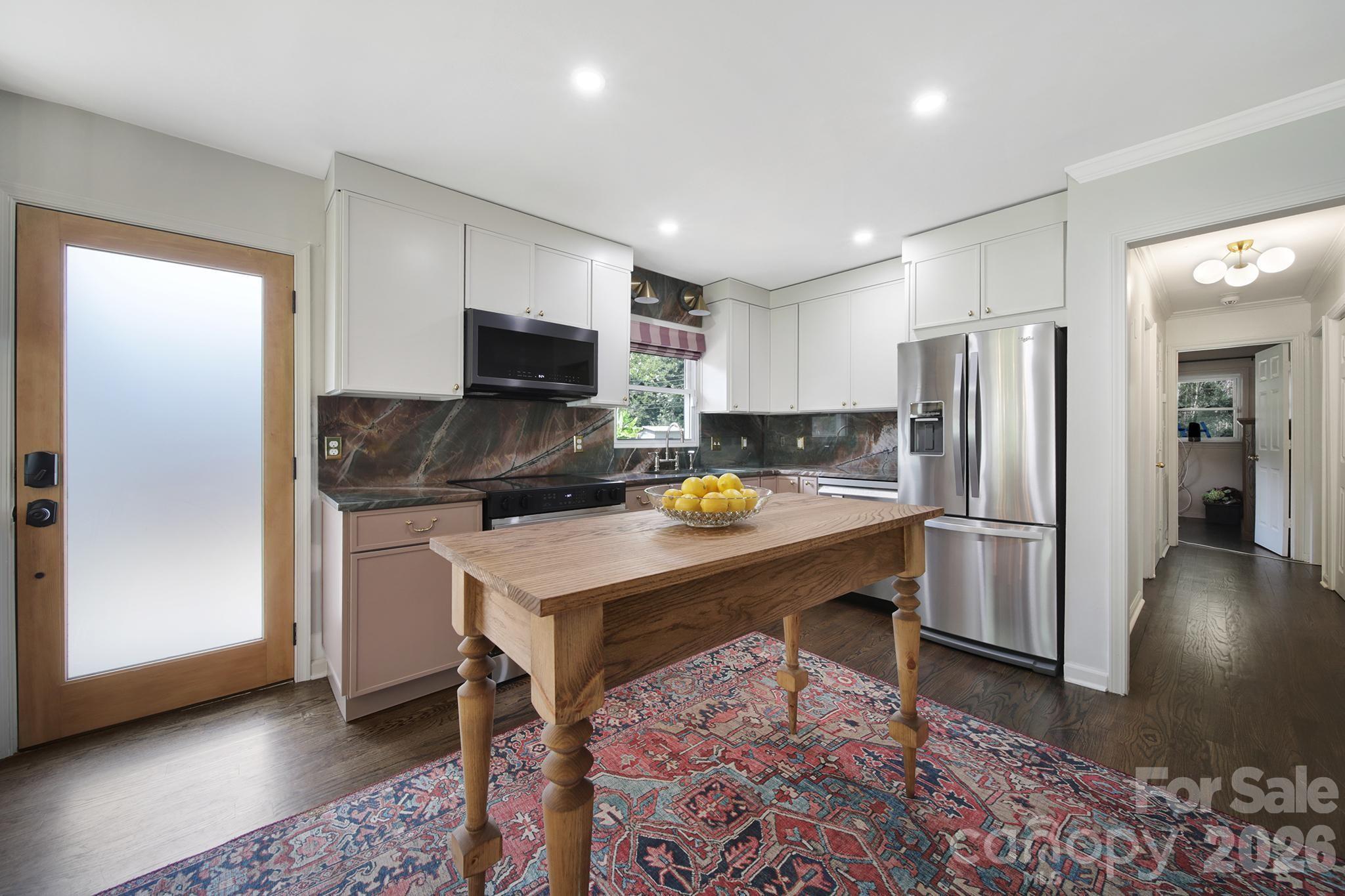3335 Dunaire Drive — Charlotte
