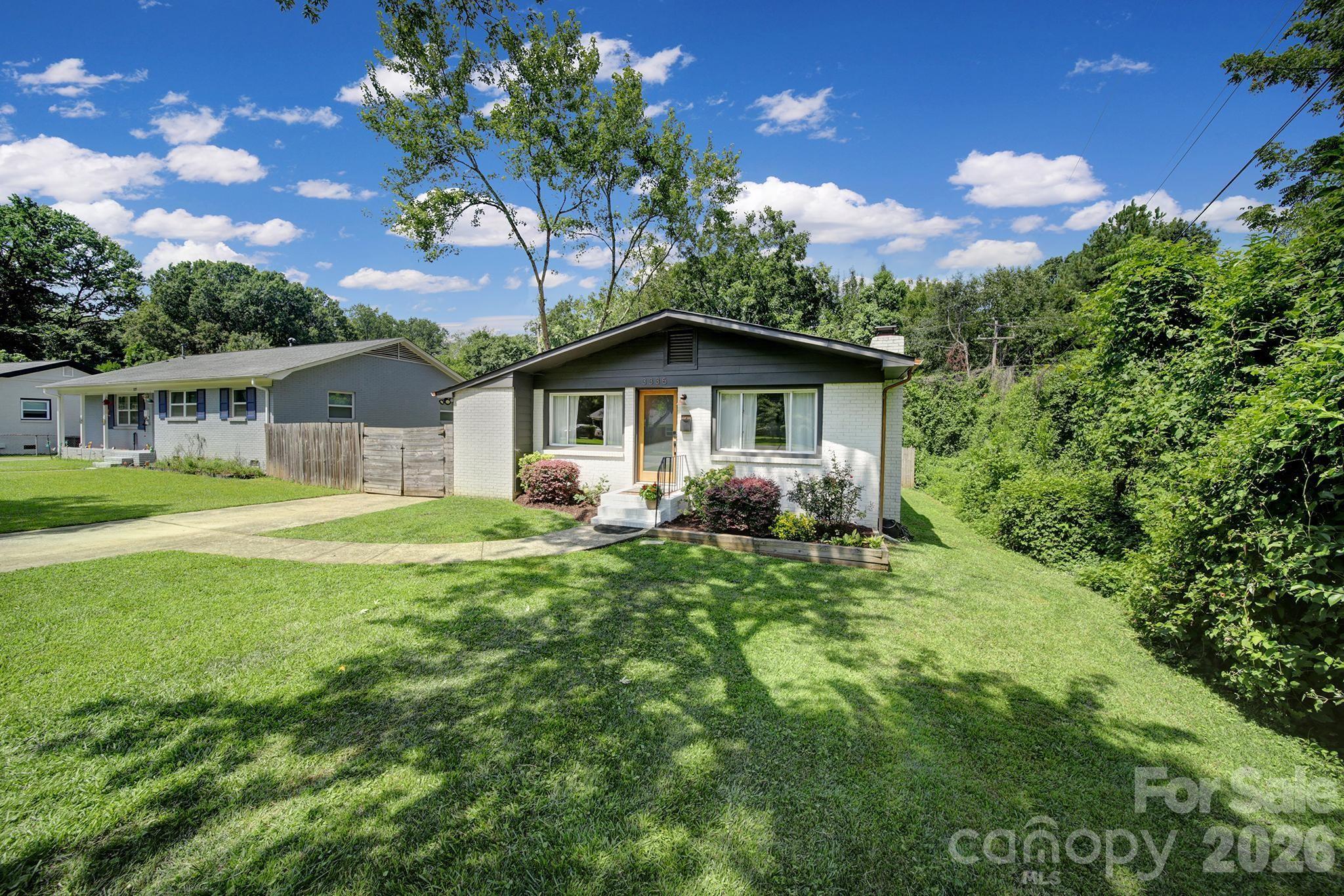 3335 Dunaire Drive — Charlotte
