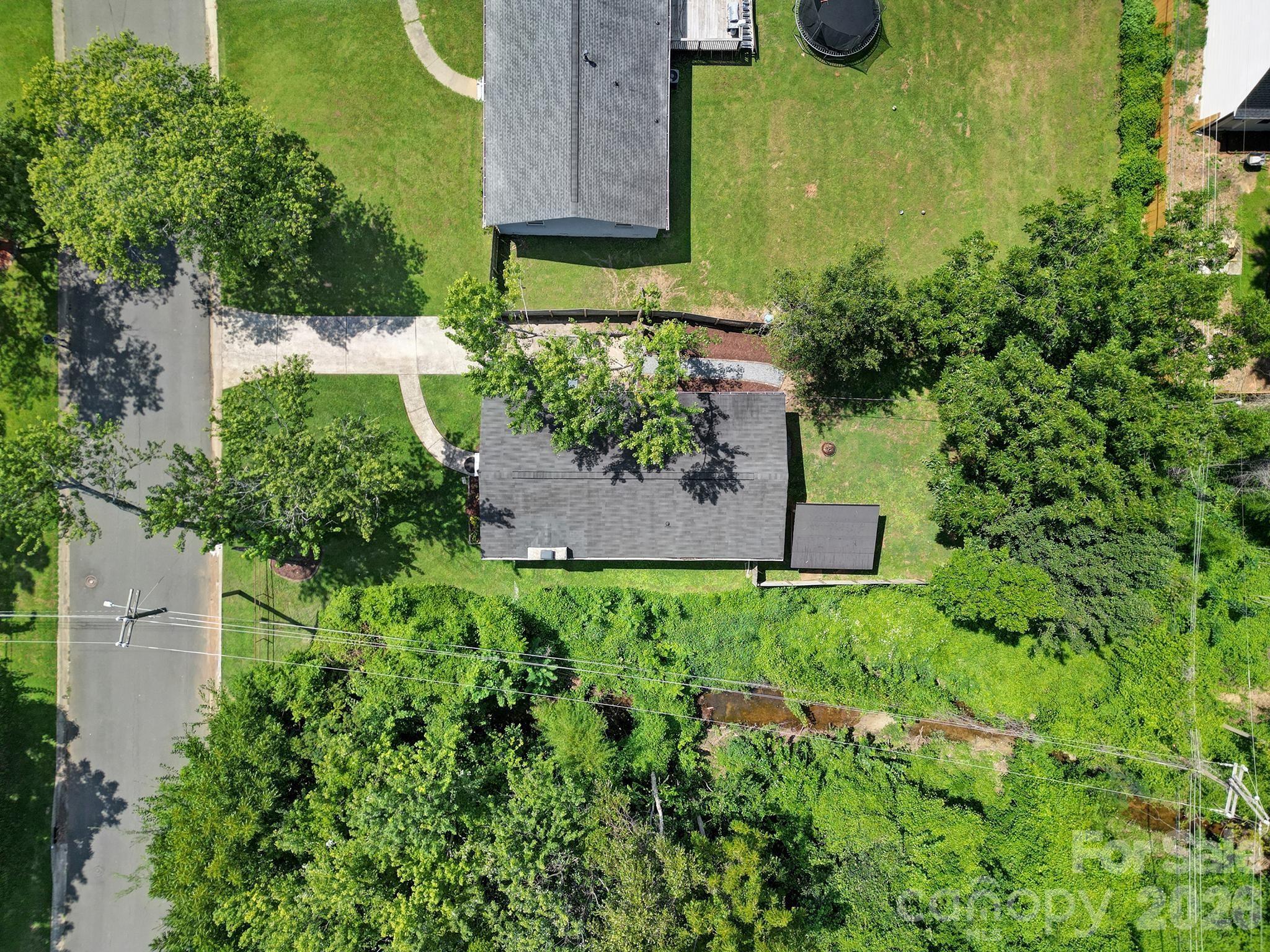 3335 Dunaire Drive — Charlotte
