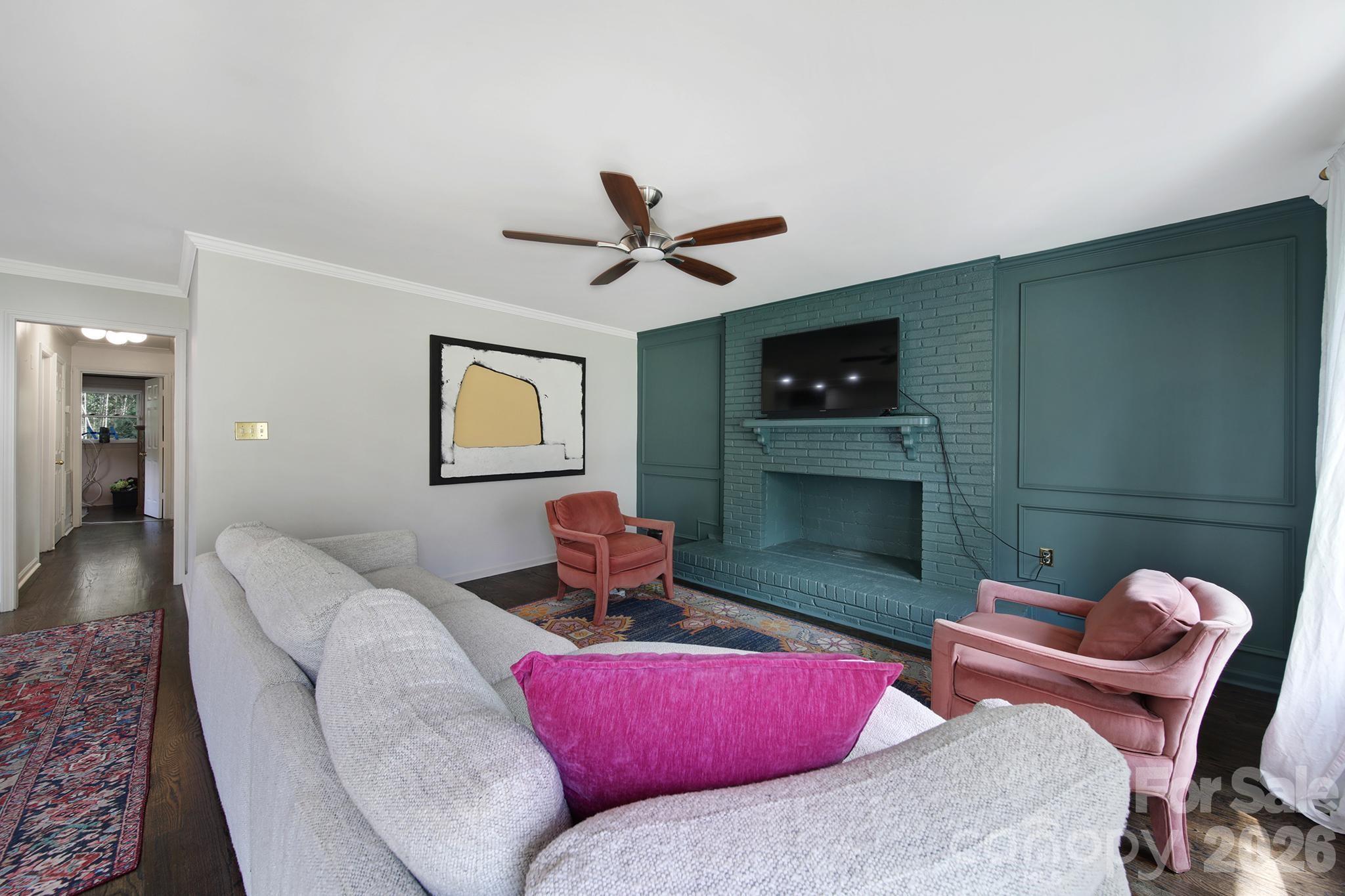 3335 Dunaire Drive — Charlotte