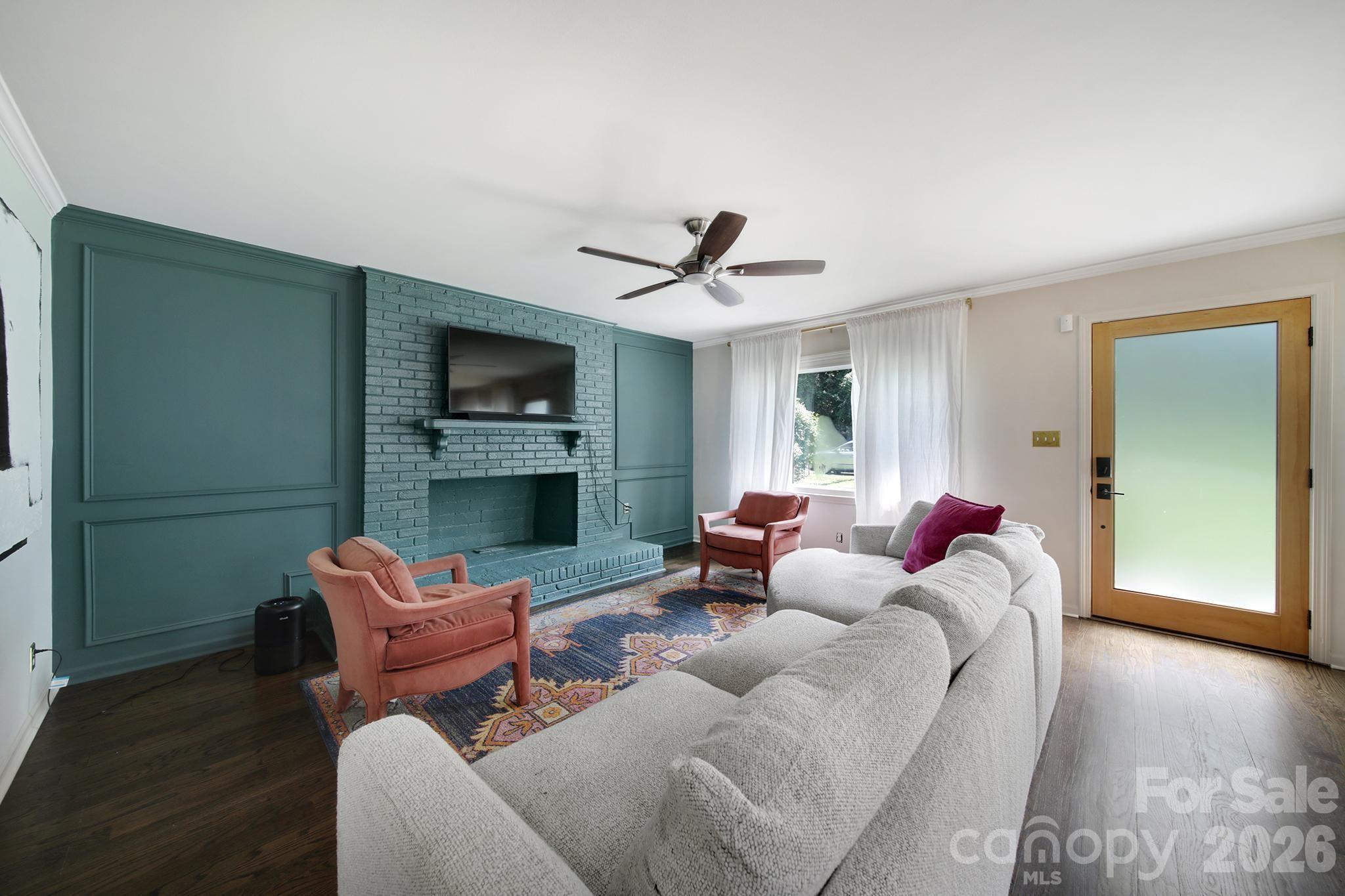 3335 Dunaire Drive — Charlotte